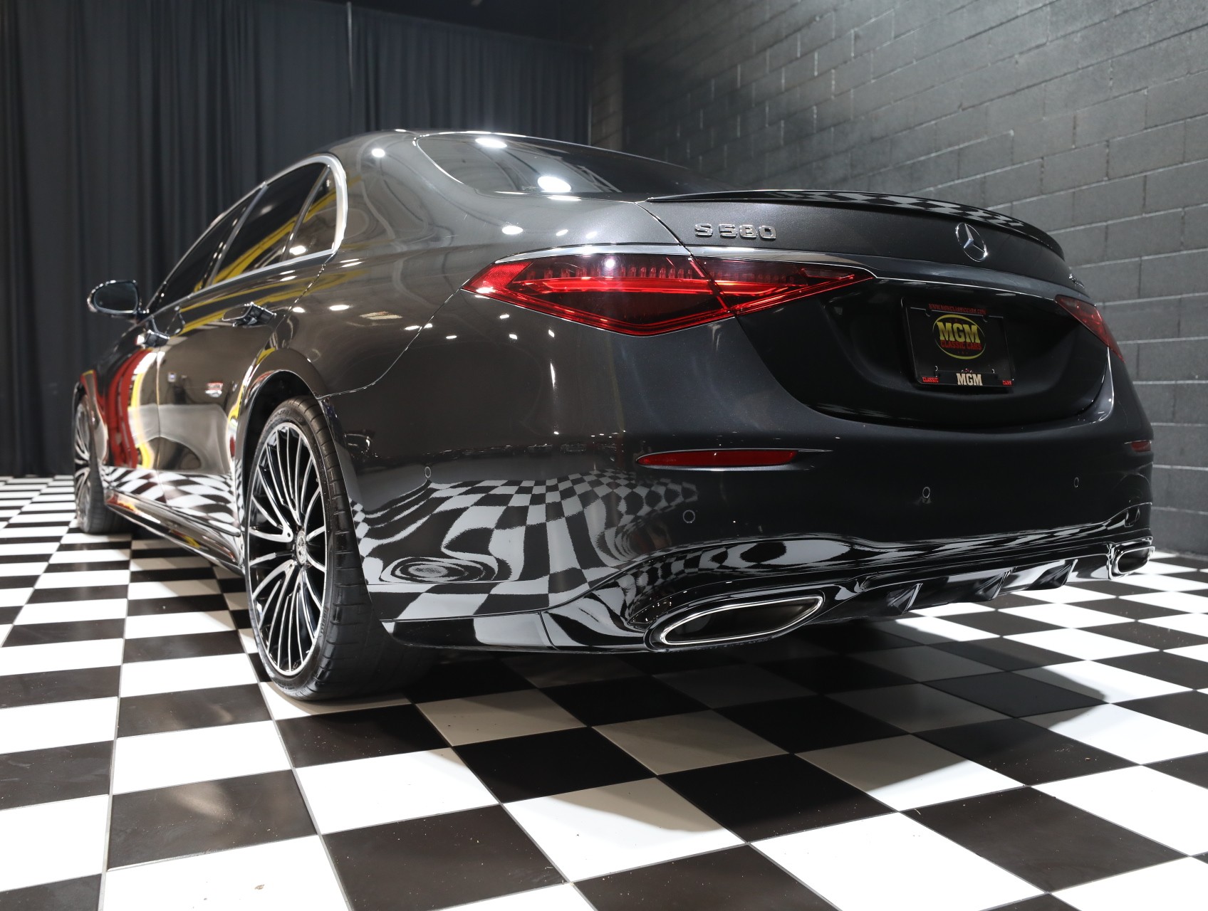 2022 Mercedes-Benz S-Class 22