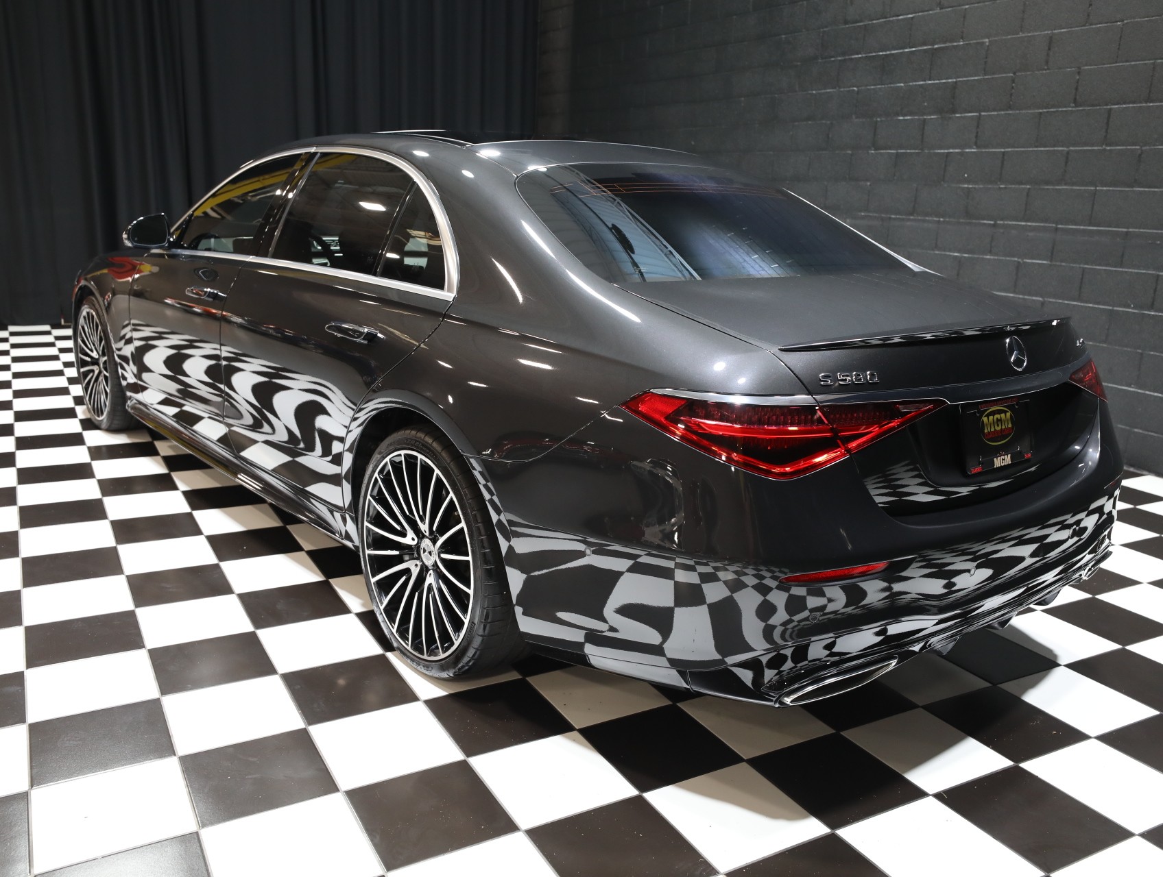 2022 Mercedes-Benz S-Class 24