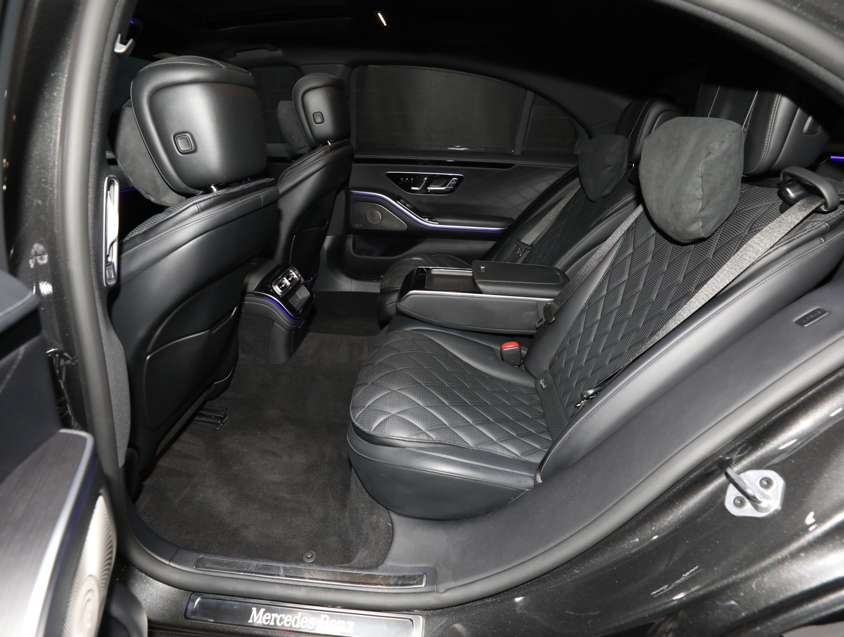2022 Mercedes-Benz S-Class 44
