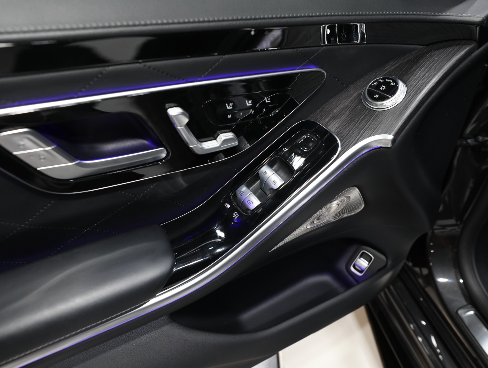 2022 Mercedes-Benz S-Class 48
