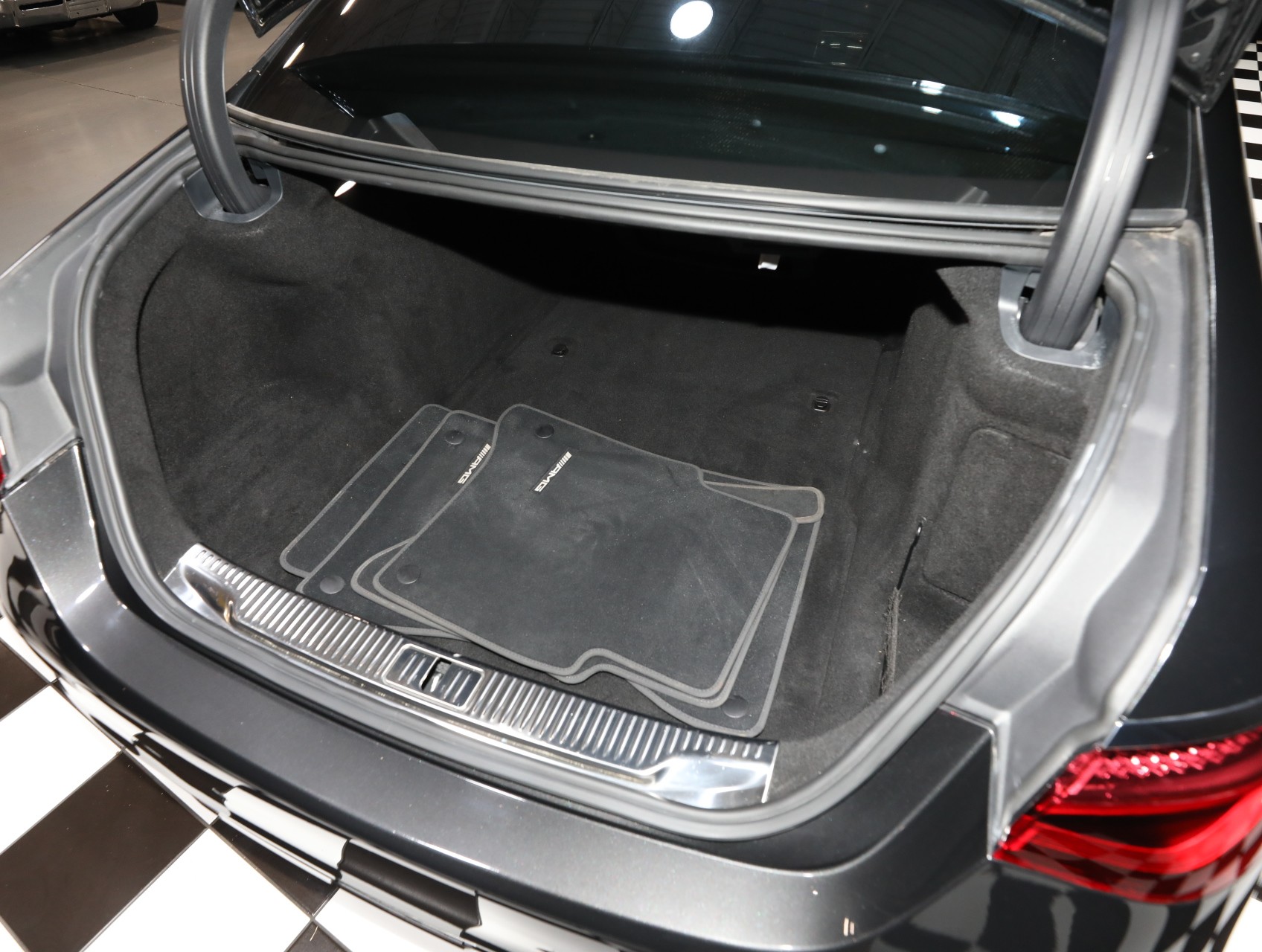 2022 Mercedes-Benz S-Class 5
