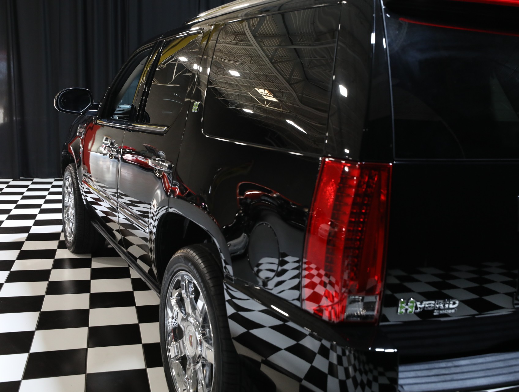 2009 Cadillac Escalade Hybrid 24