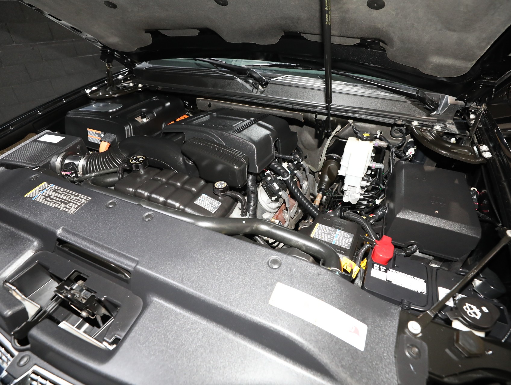 2009 Cadillac Escalade Hybrid 2