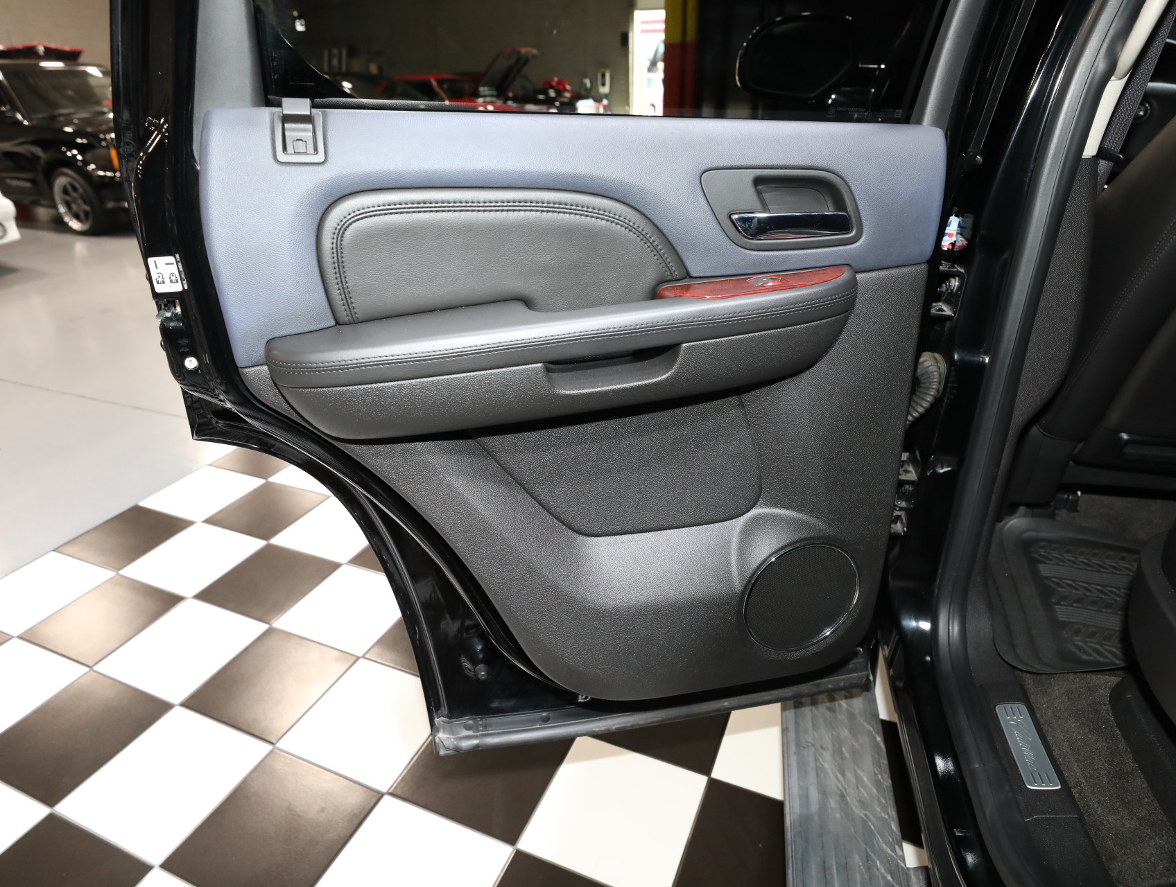 2009 Cadillac Escalade Hybrid 44