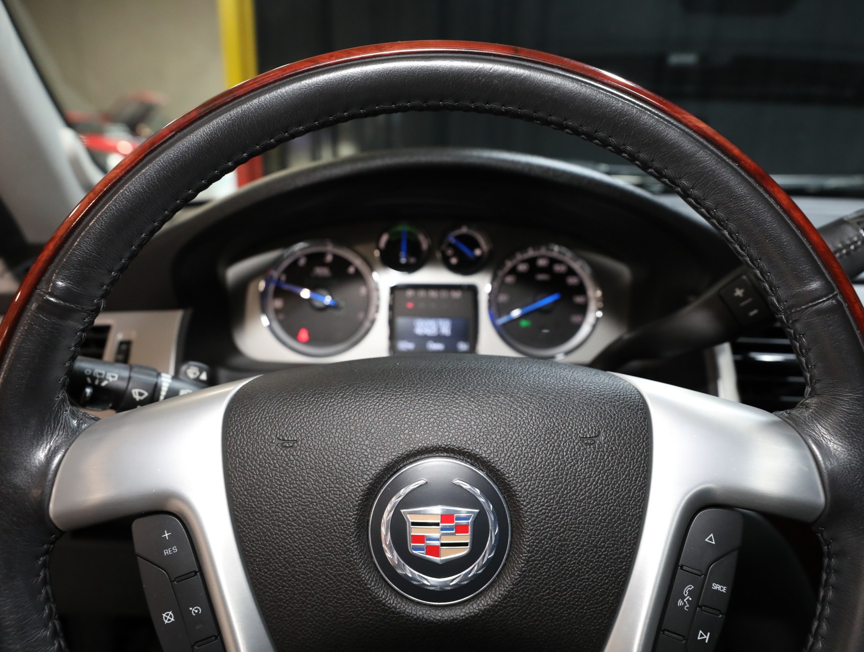 2009 Cadillac Escalade Hybrid 60