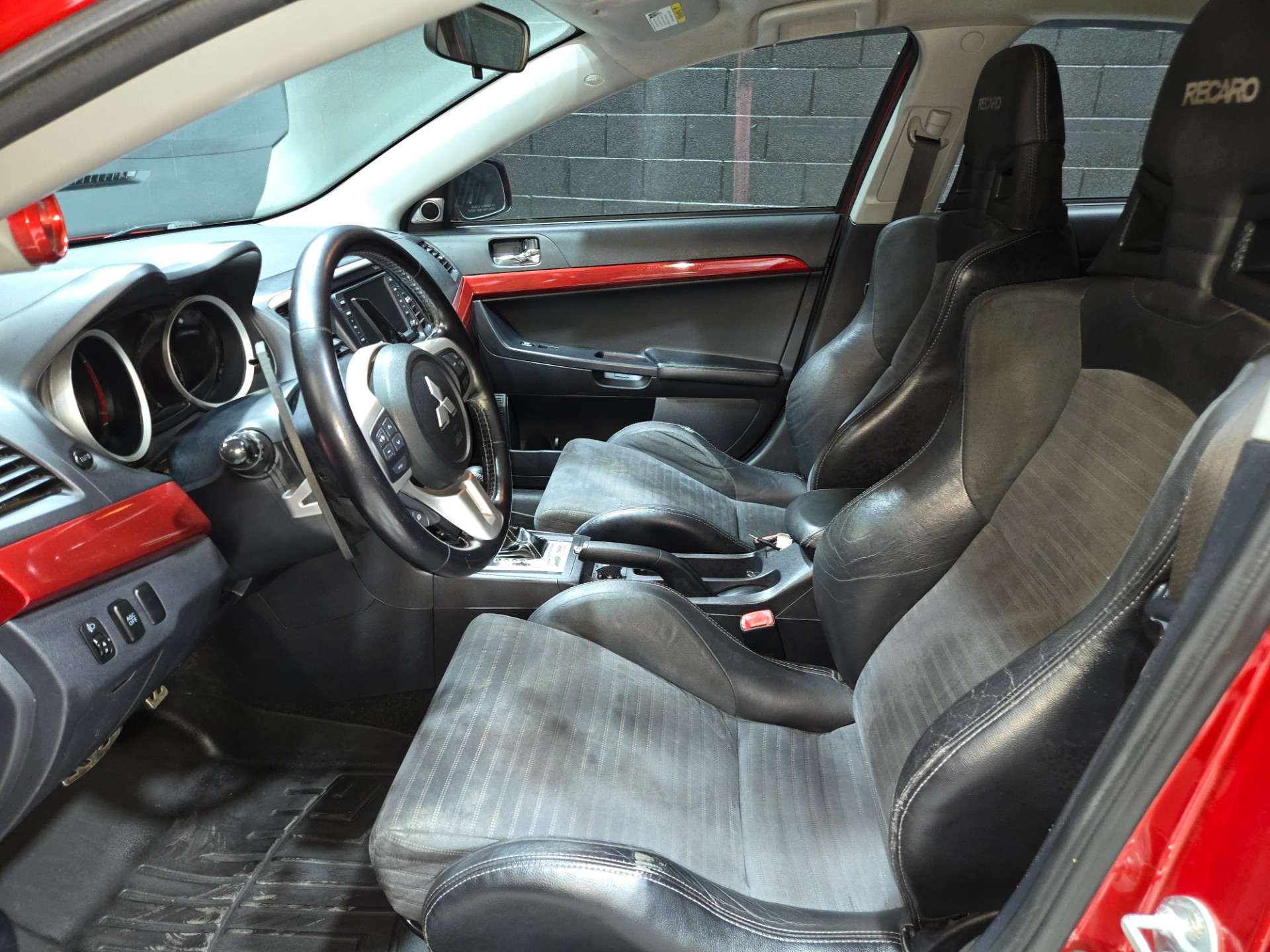 2008 Mitsubishi Lancer Evolution 103