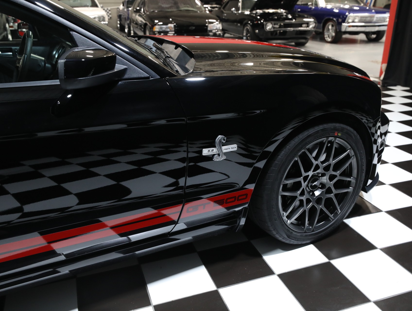 2013 Ford Shelby GT500 16