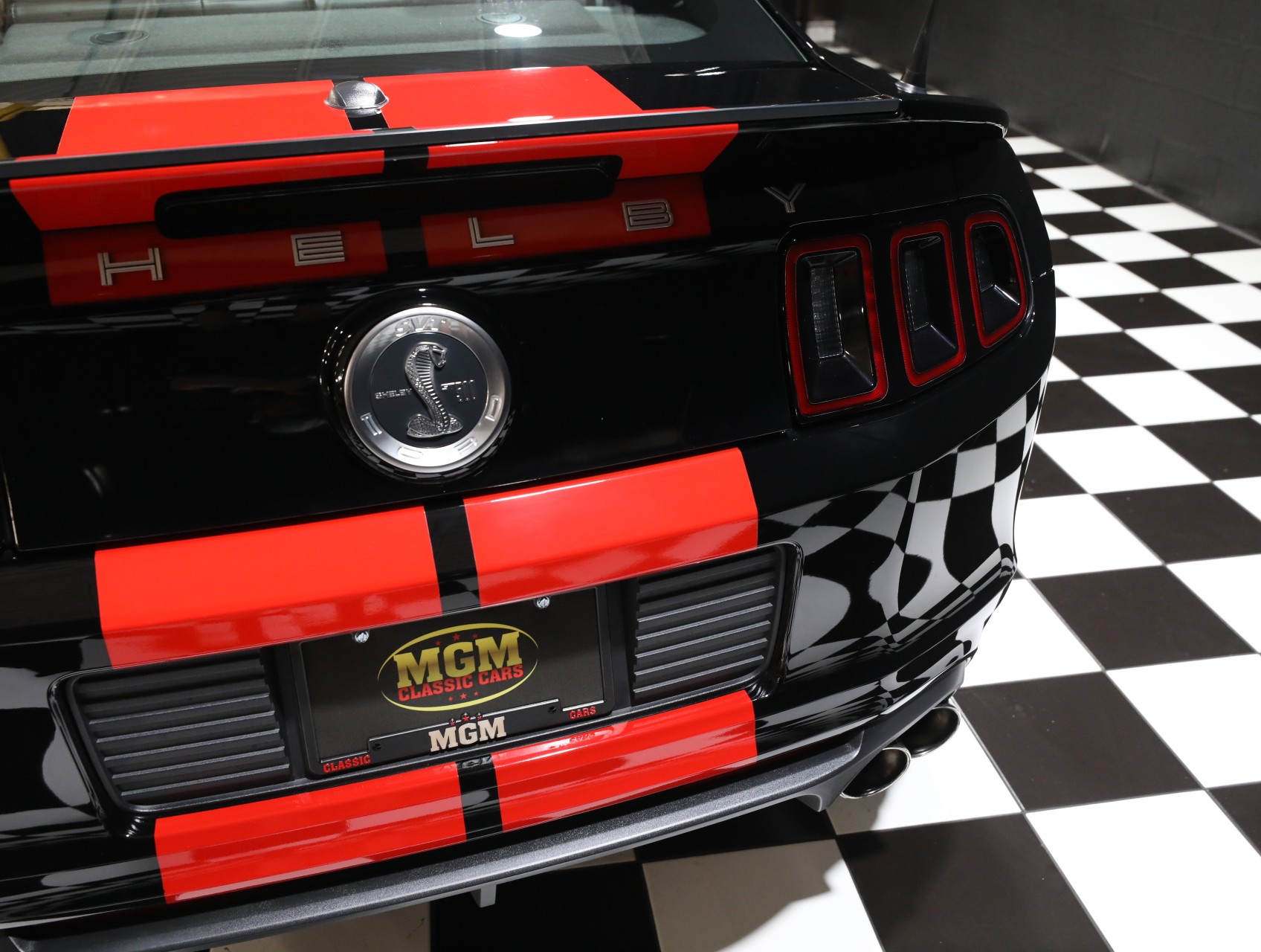 2013 Ford Shelby GT500 23