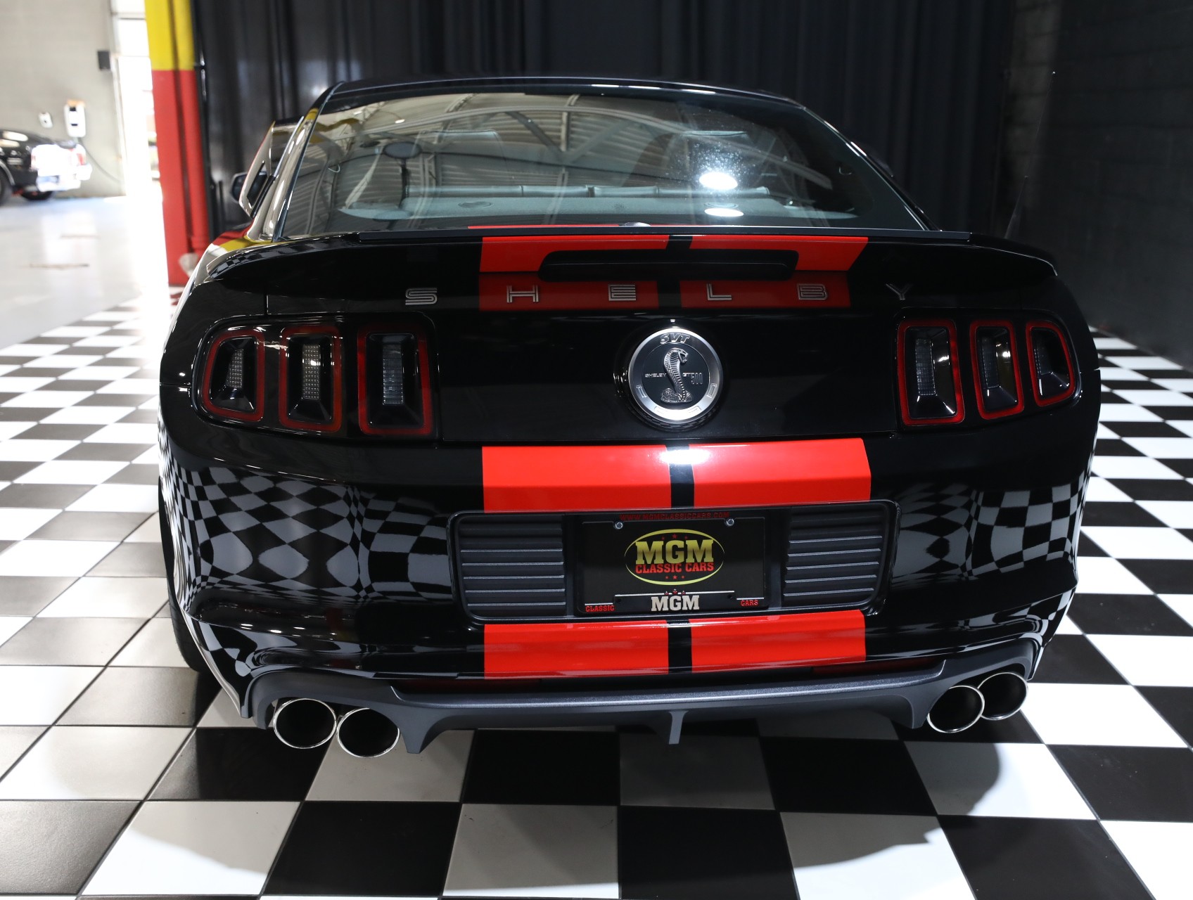 2013 Ford Shelby GT500 25