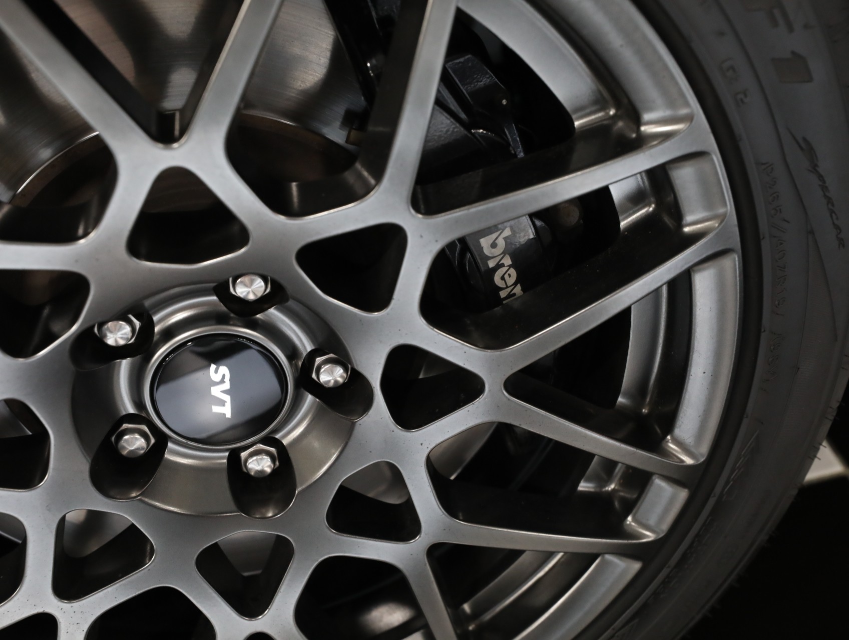2013 Ford Shelby GT500 36