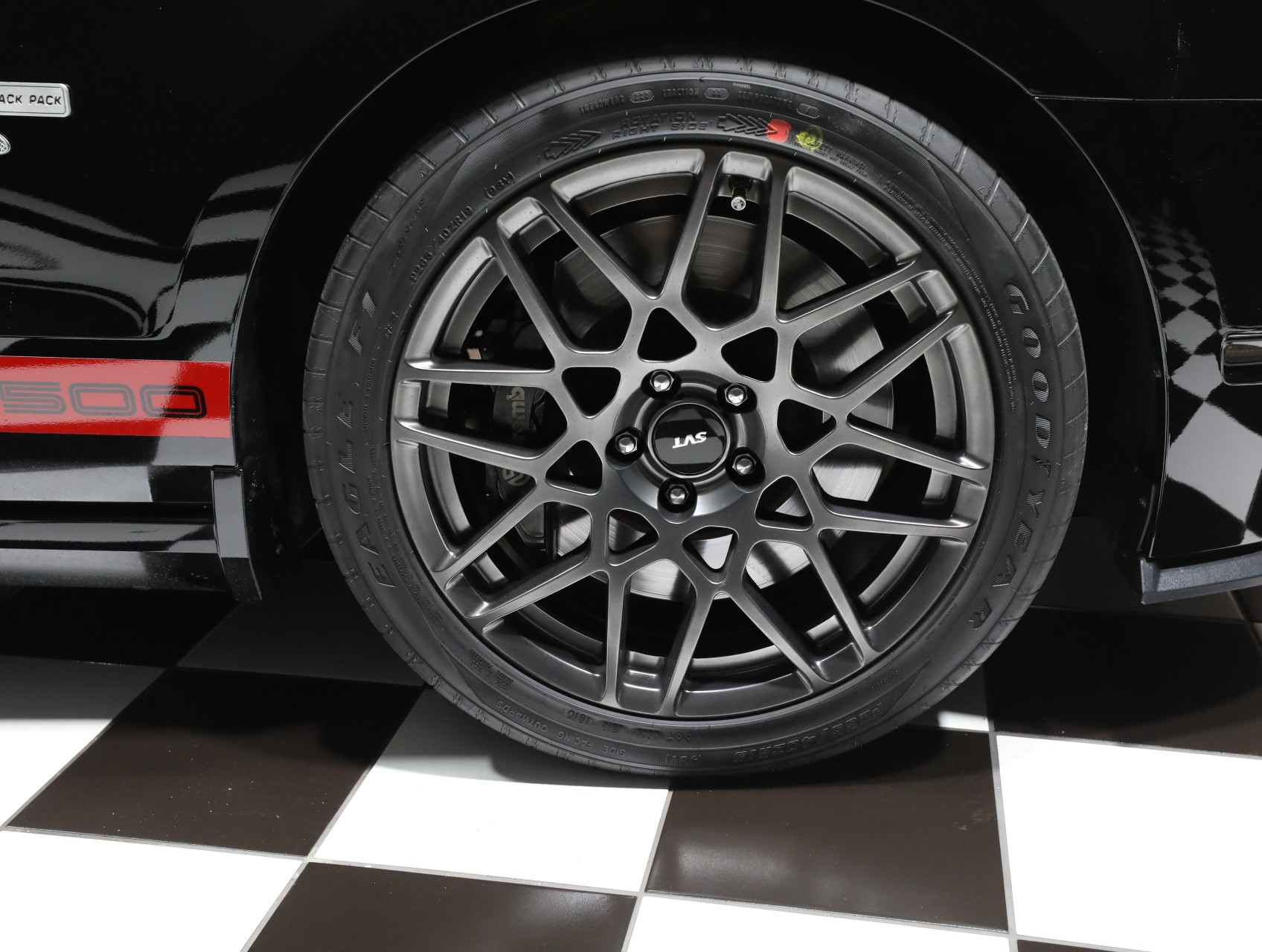 2013 Ford Shelby GT500 37
