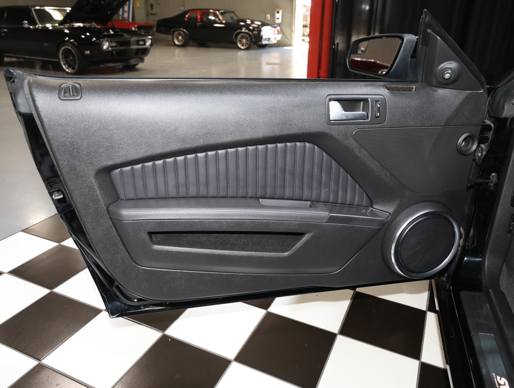 2013 Ford Shelby GT500 48