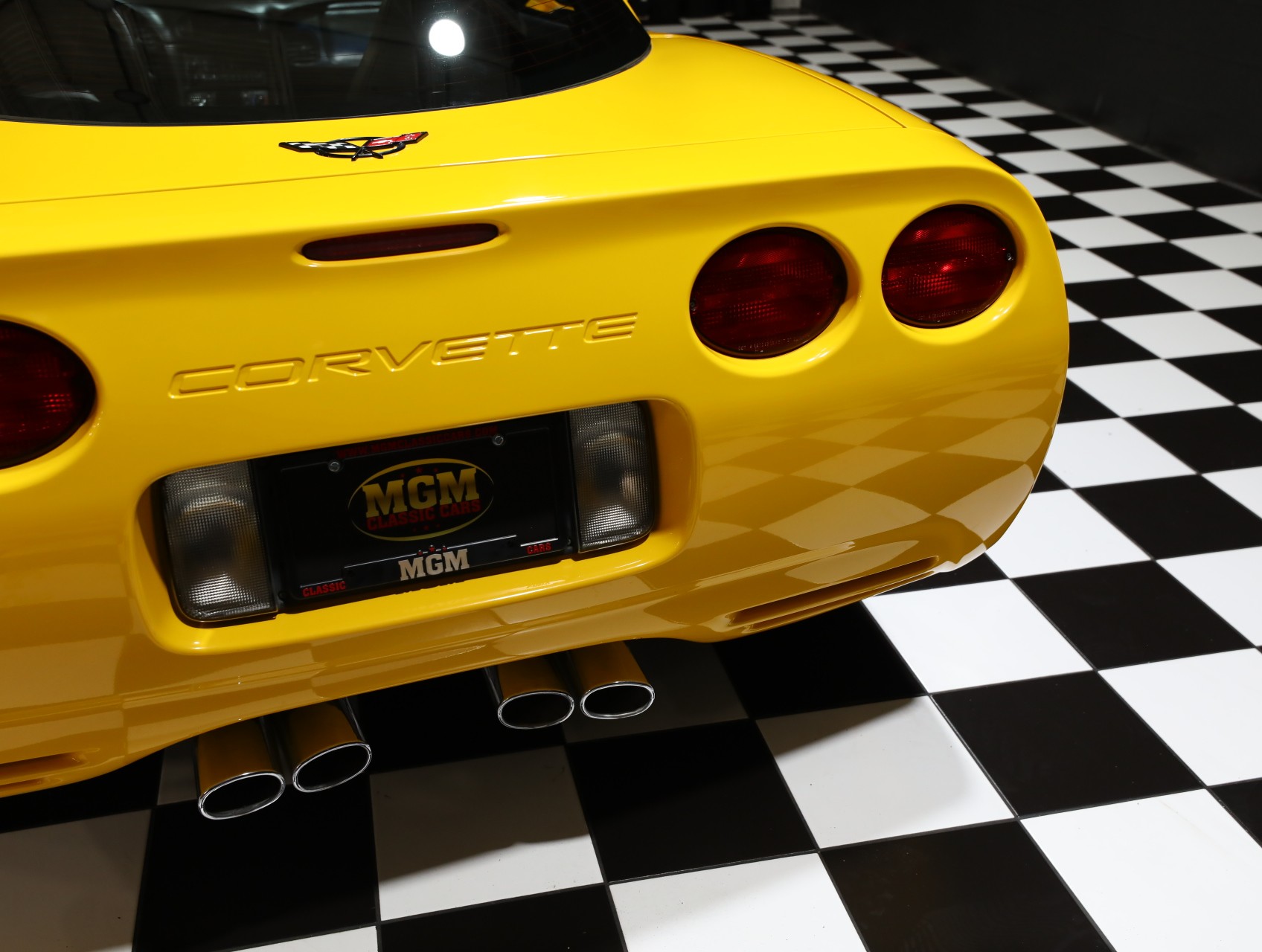 2000 Chevrolet Corvette 25
