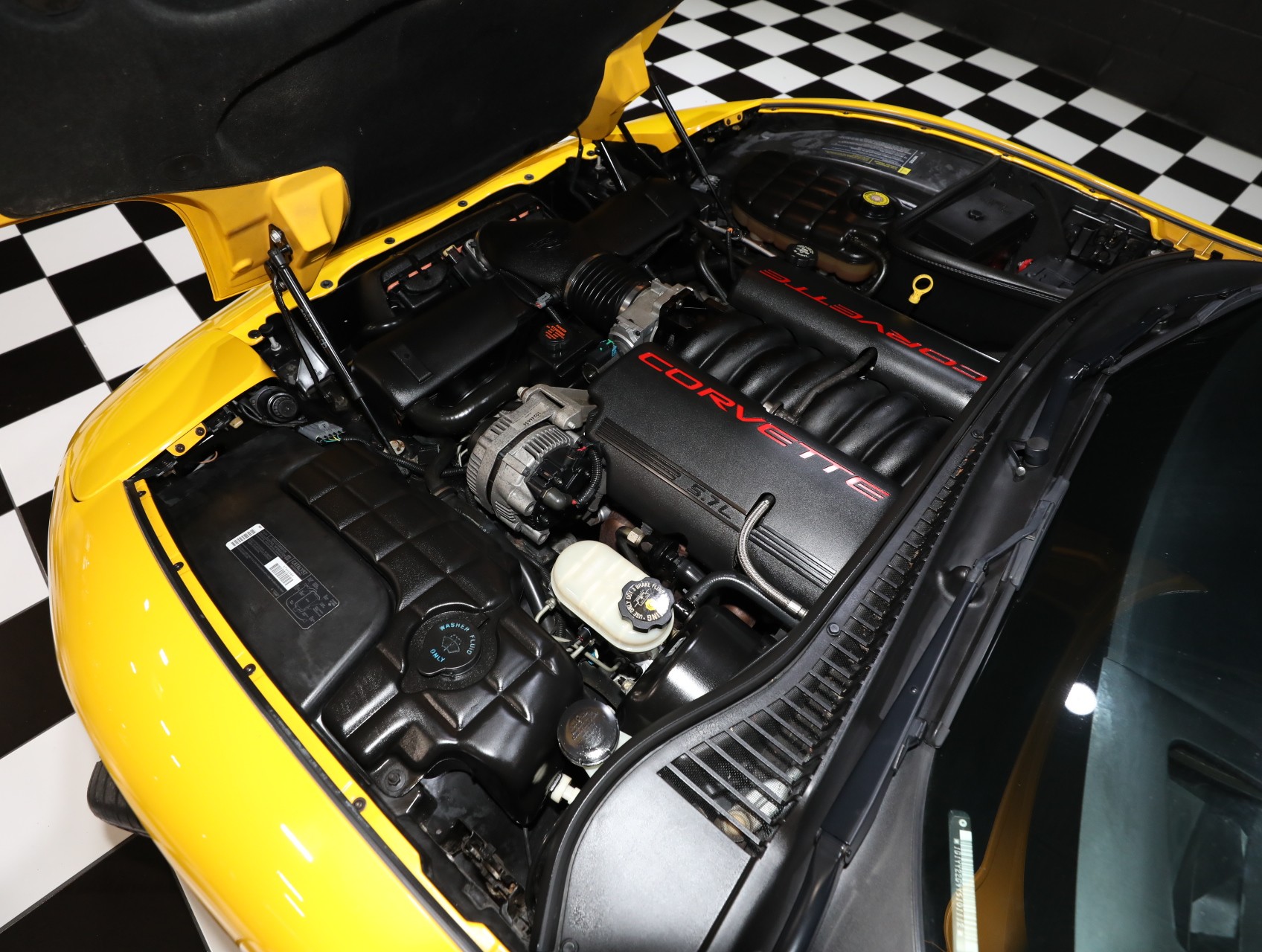 2000 Chevrolet Corvette 2