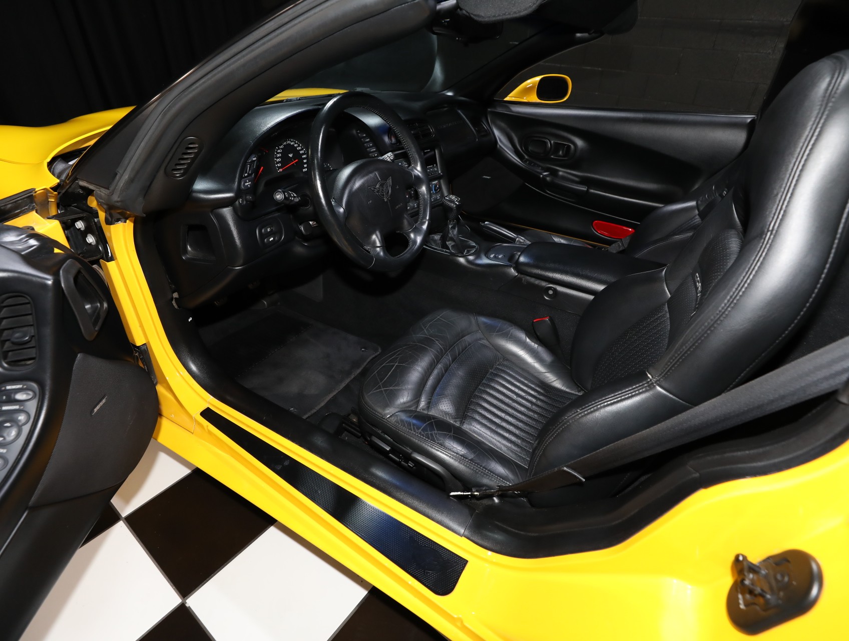 2000 Chevrolet Corvette 3