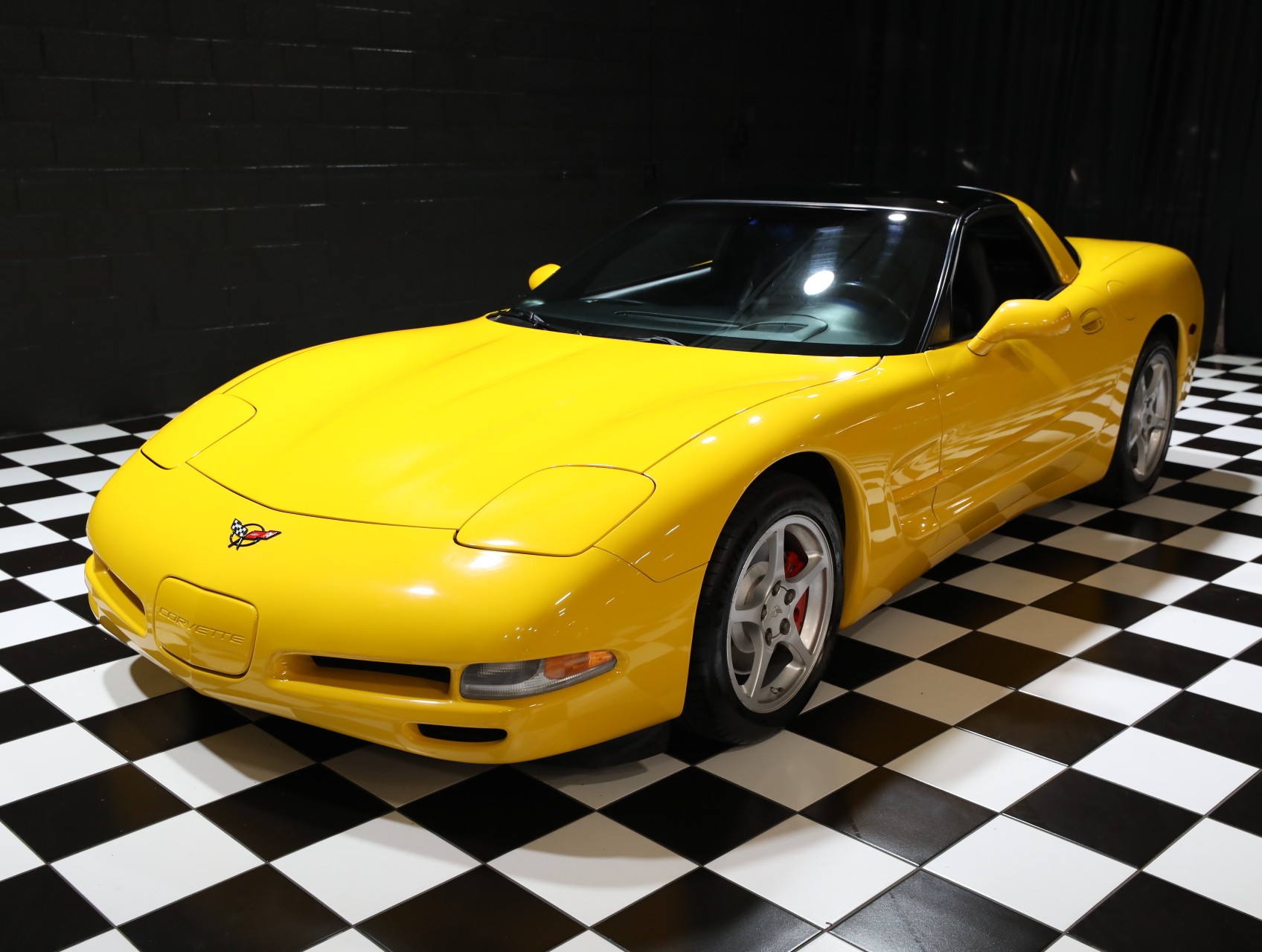 2000 Chevrolet Corvette 5