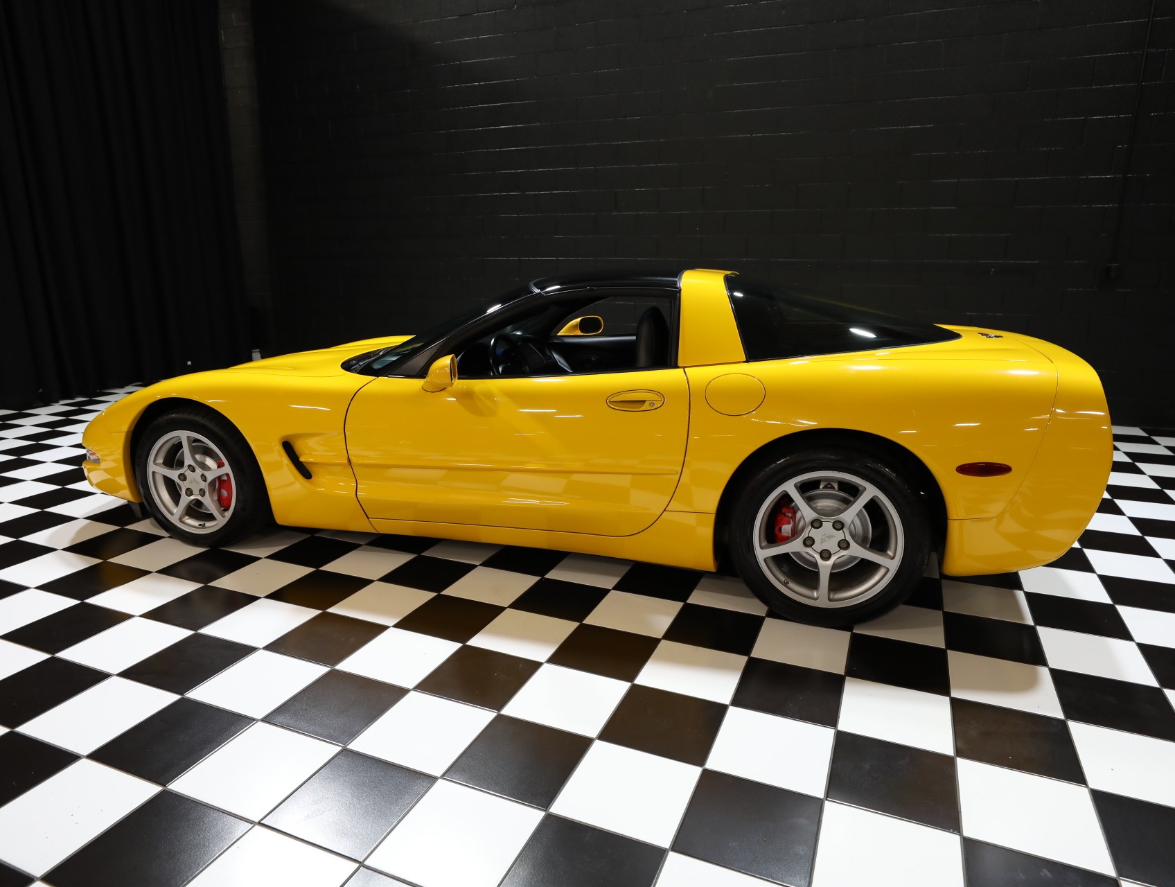 2000 Chevrolet Corvette 6
