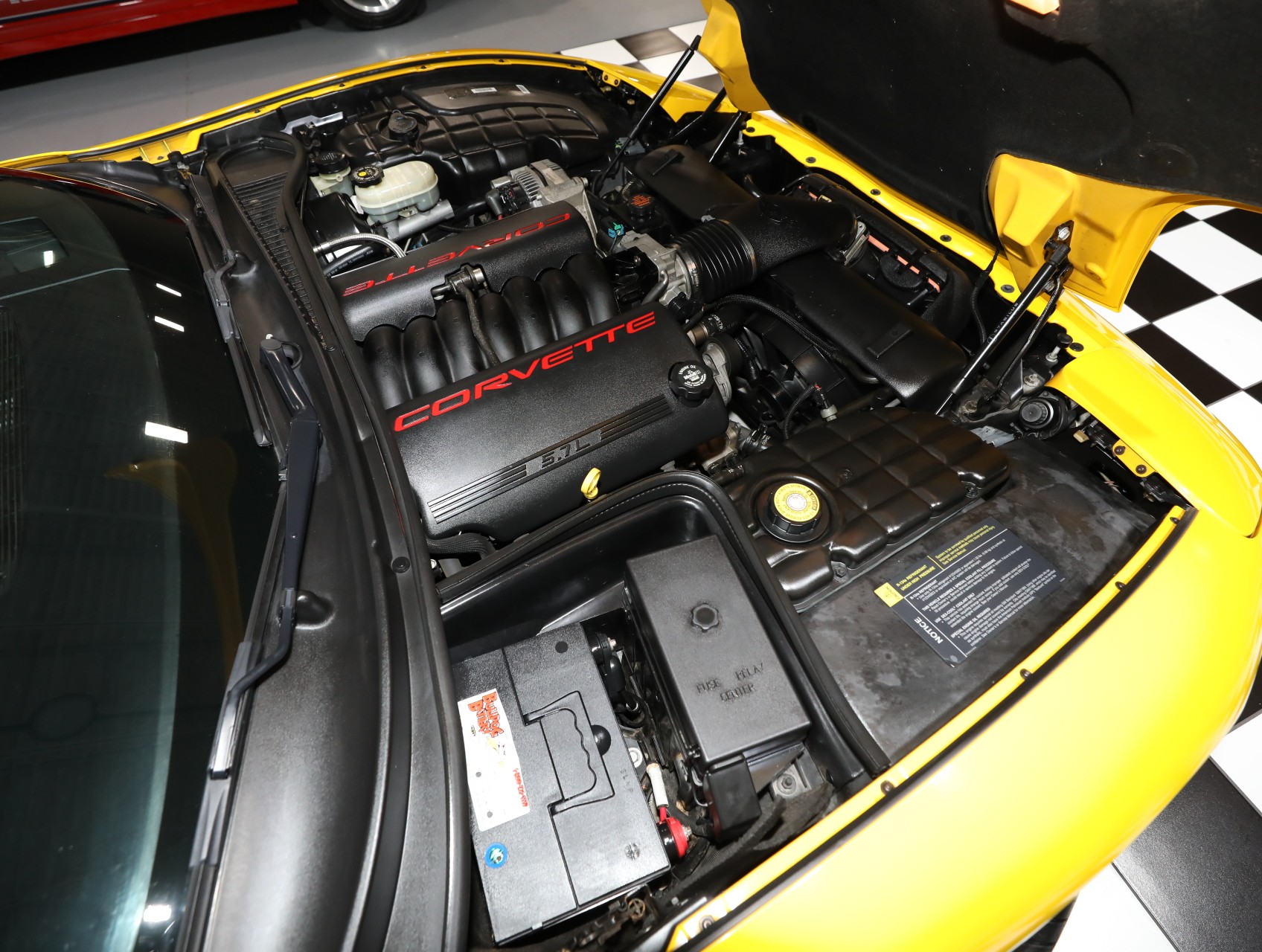 2000 Chevrolet Corvette 77