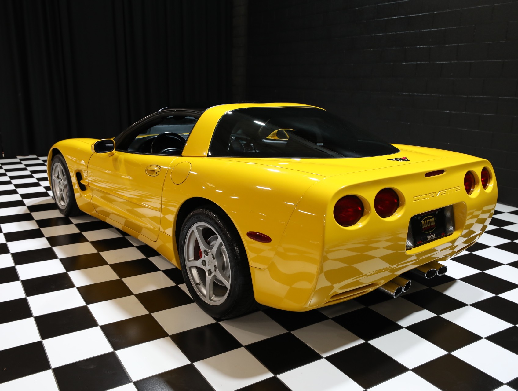 2000 Chevrolet Corvette 7