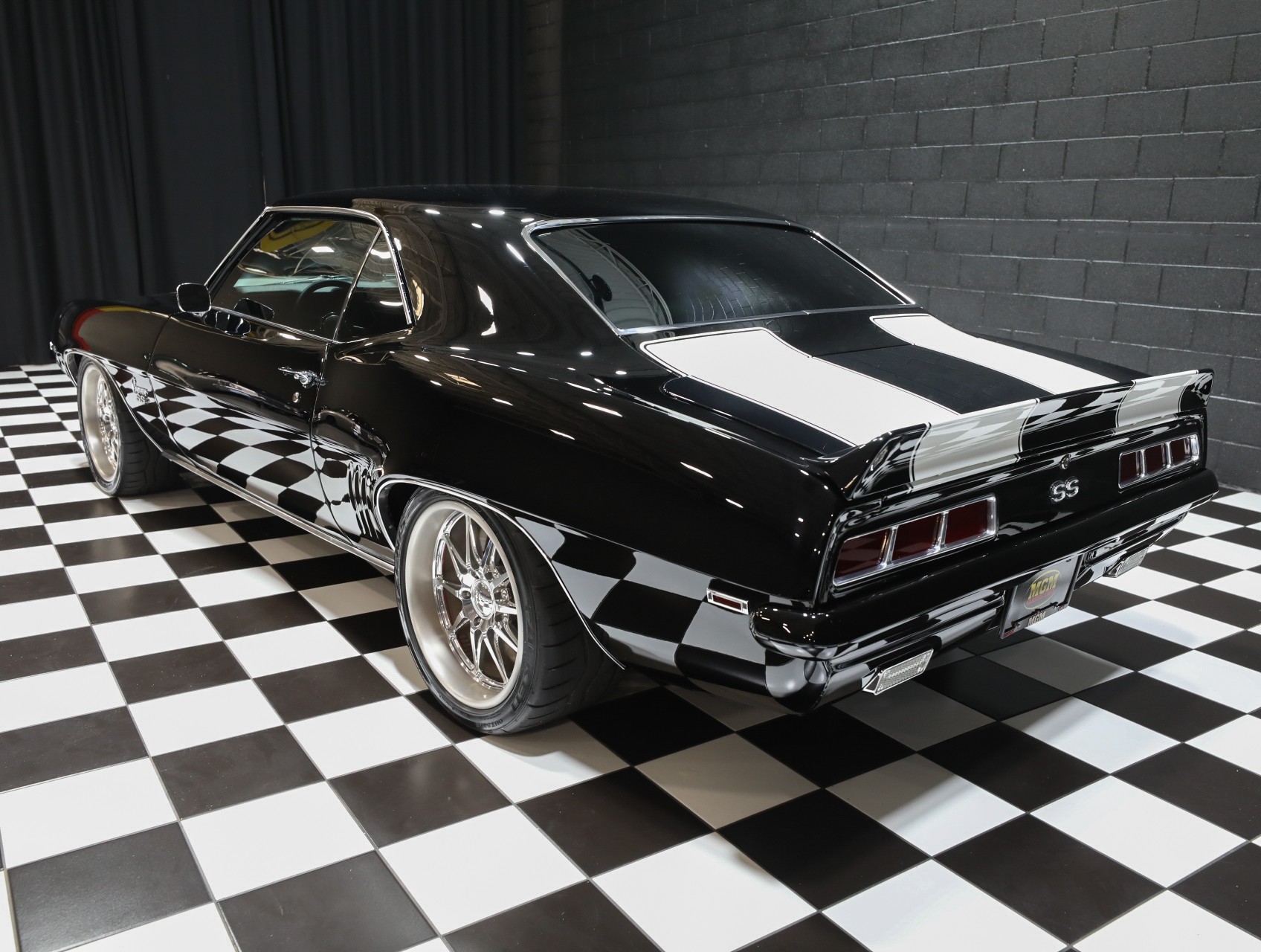 1969 Chevrolet Camaro 28