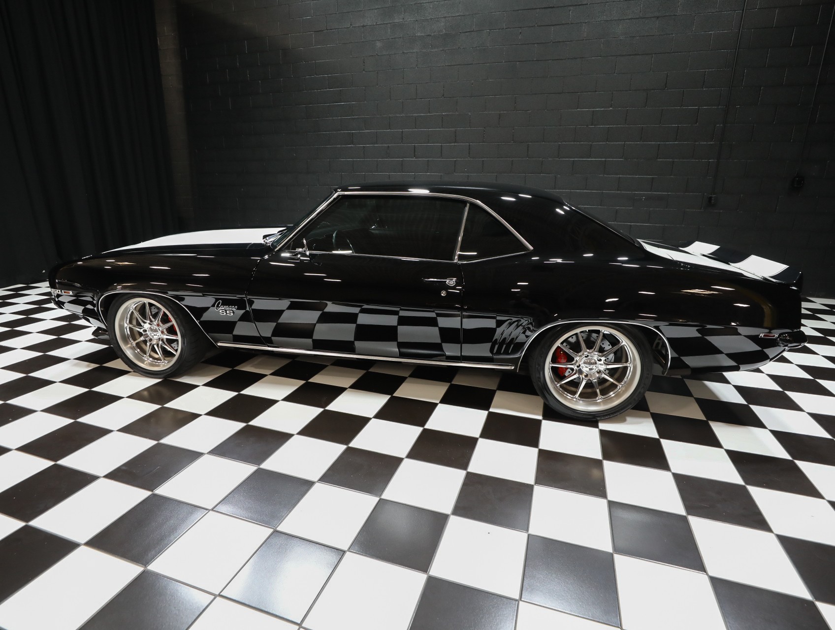 1969 Chevrolet Camaro 32
