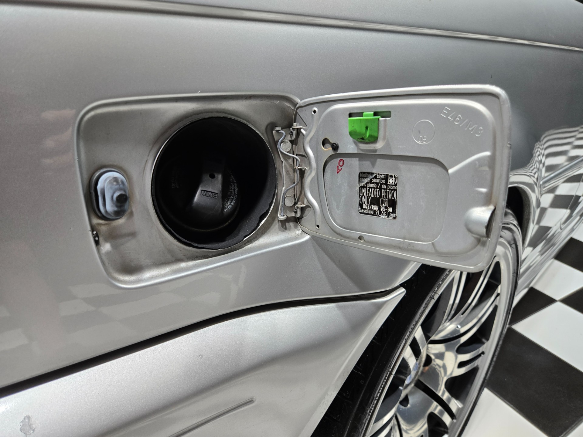 2002 BMW M3 74