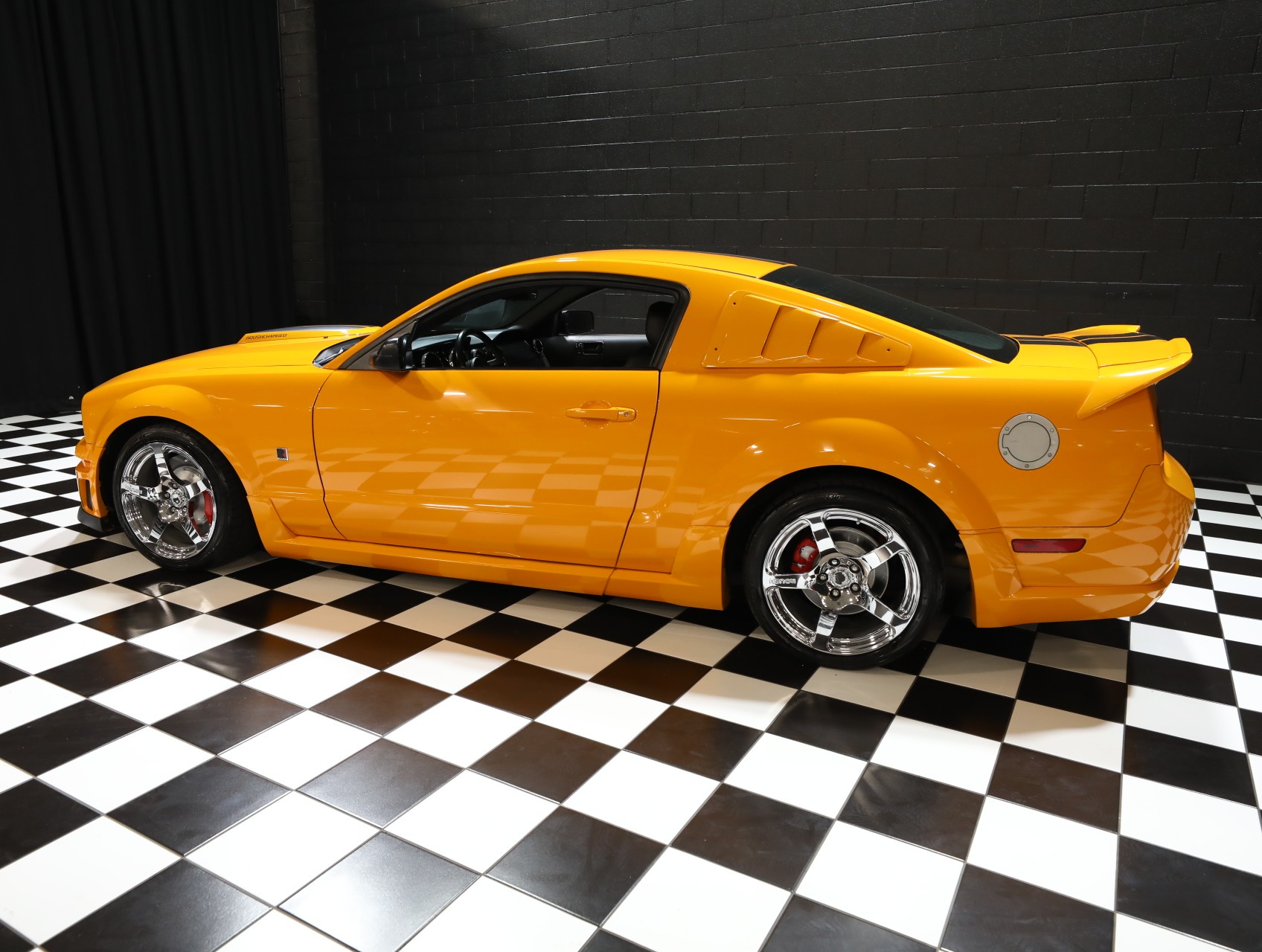 2007 Ford Mustang 33