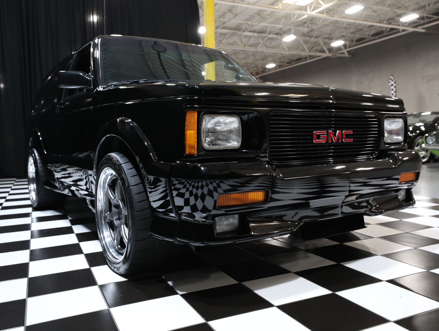 1993 GMC Typhoon 15