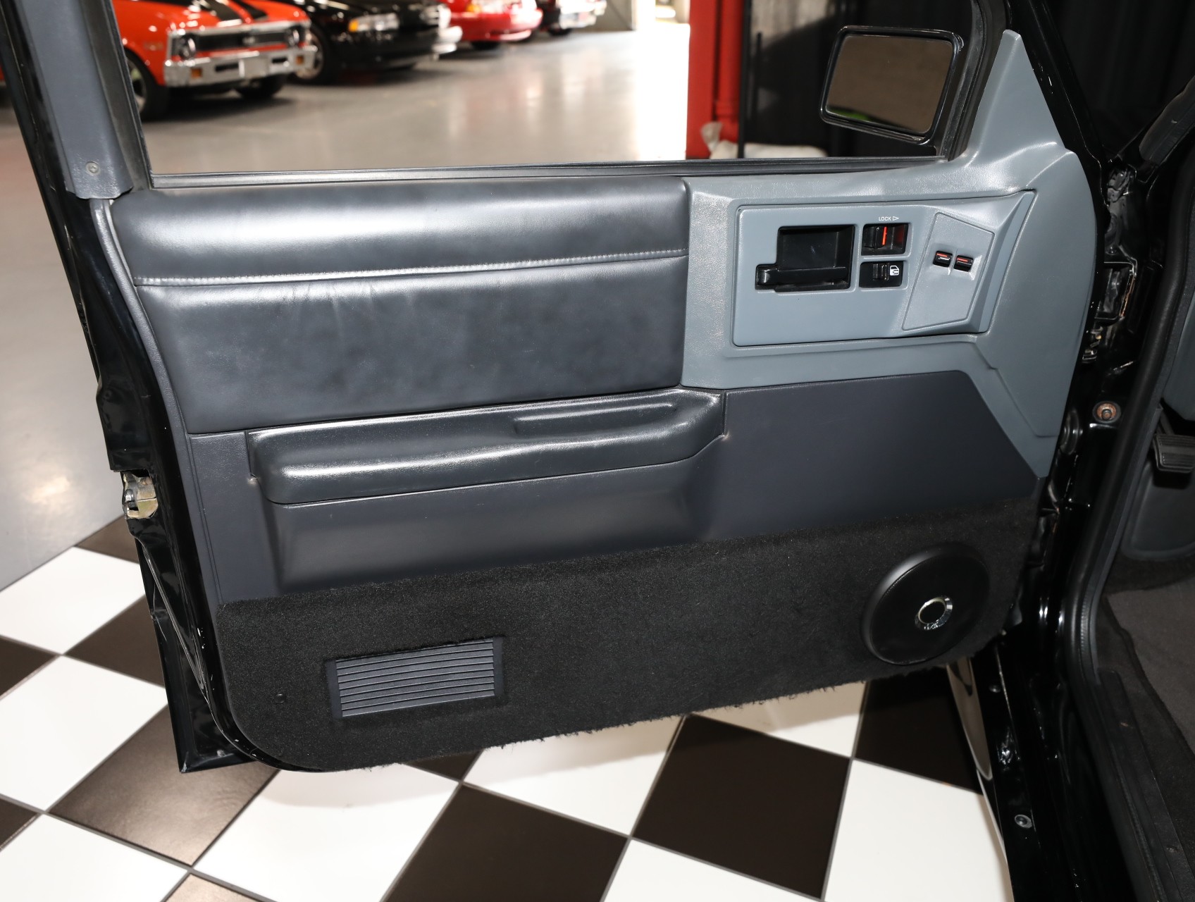 1993 GMC Typhoon 46