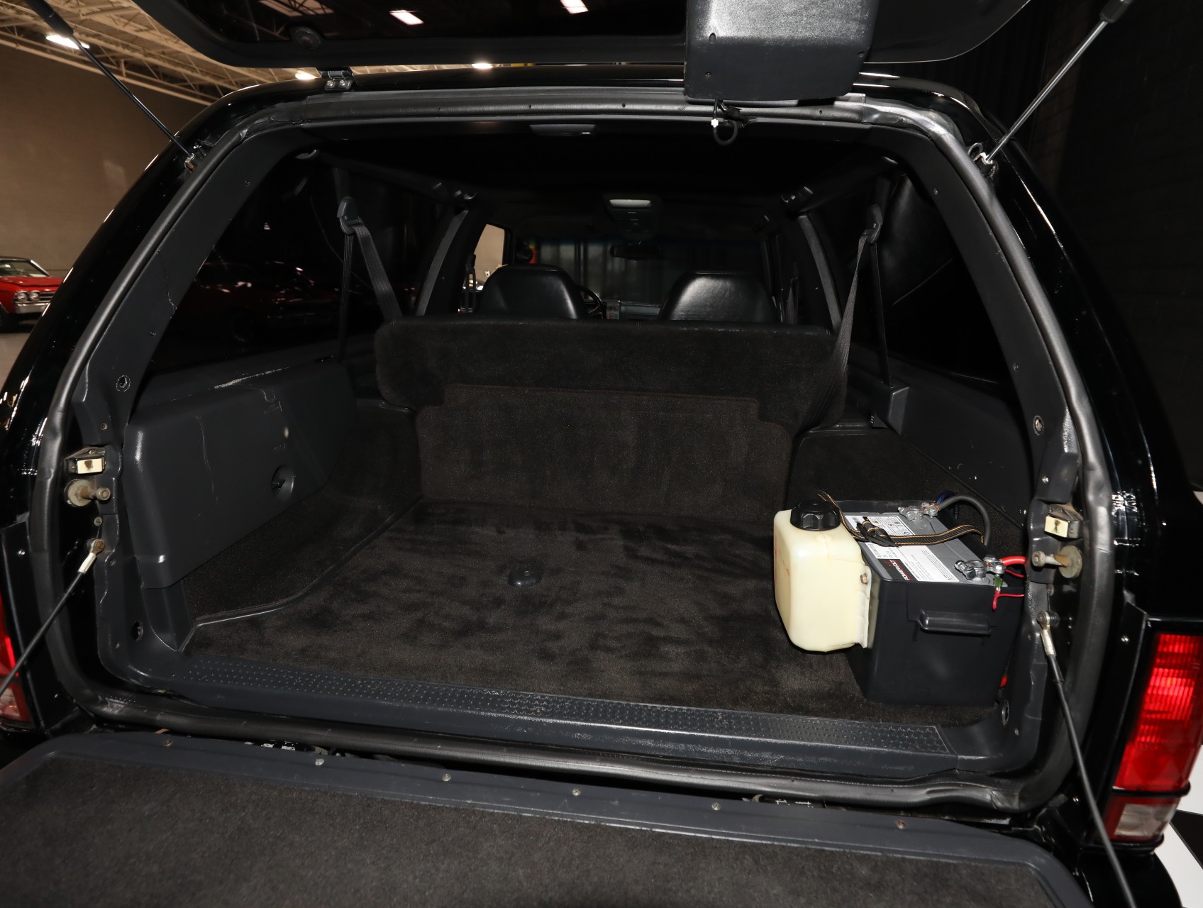 1993 GMC Typhoon 5