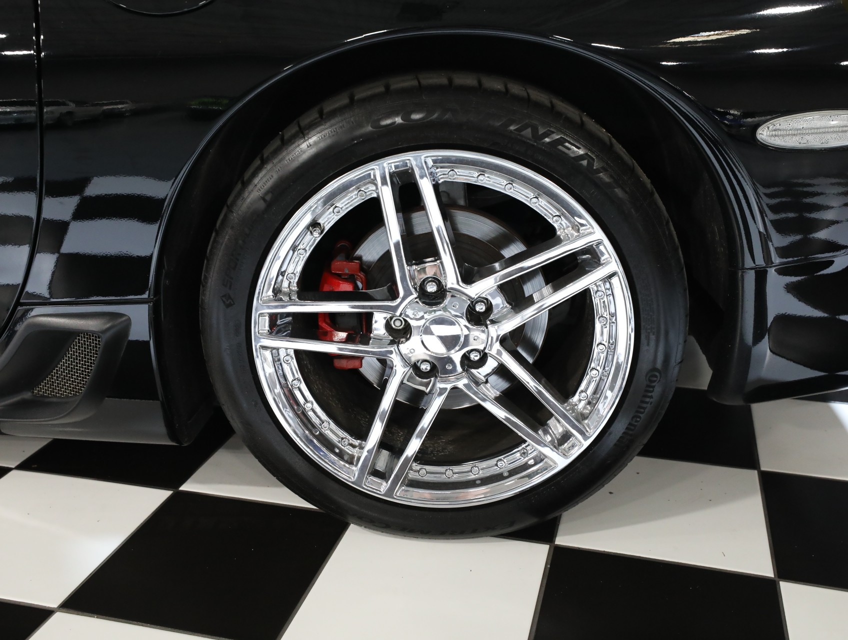 2002 Chevrolet Corvette 33