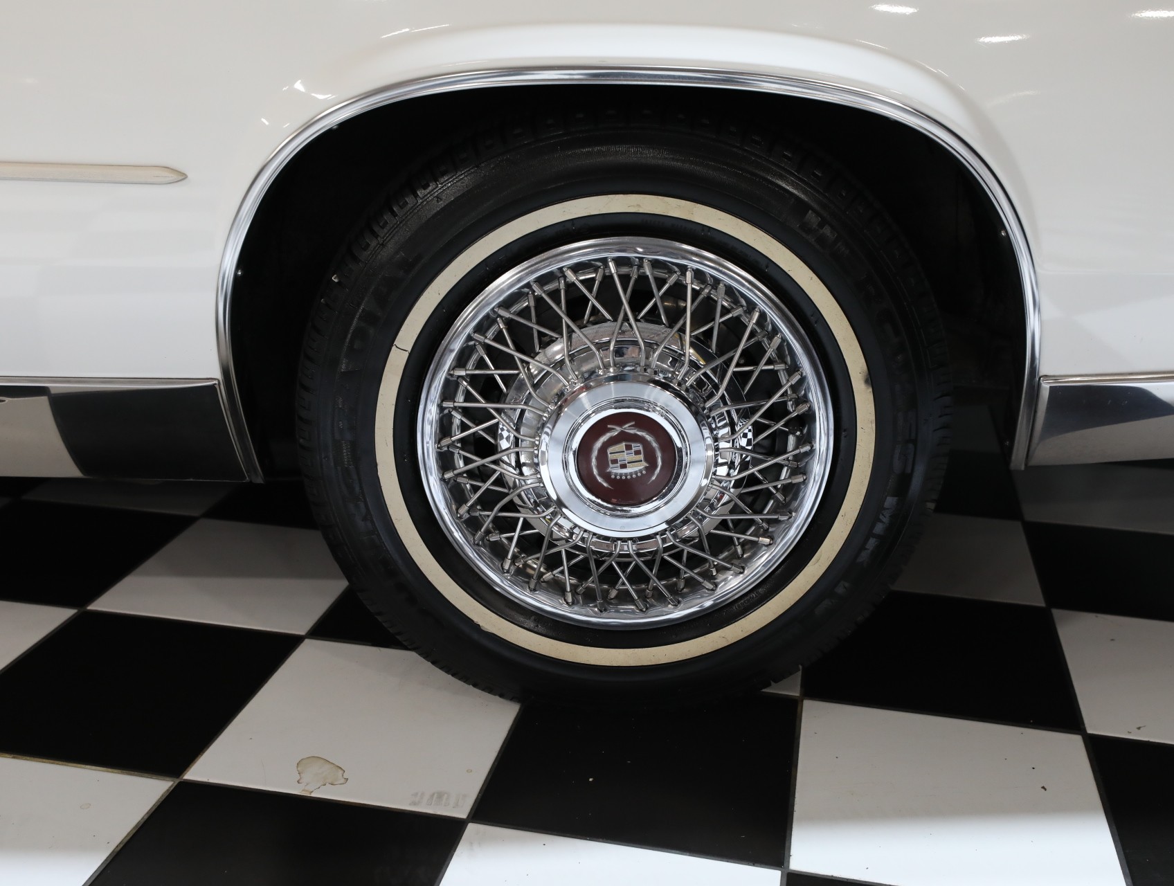 1985 Cadillac Eldorado 32