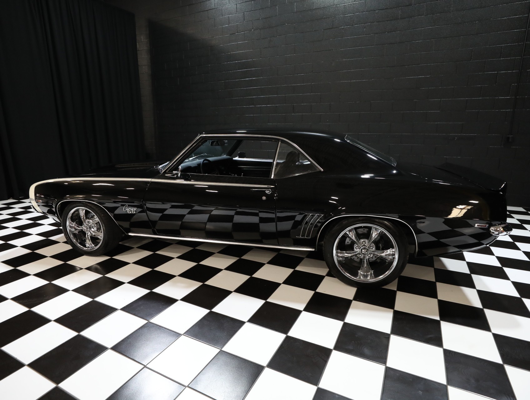 1969 Chevrolet Camaro 32