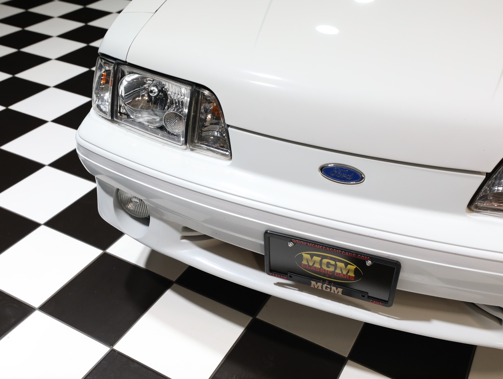 1992 Ford Mustang 12