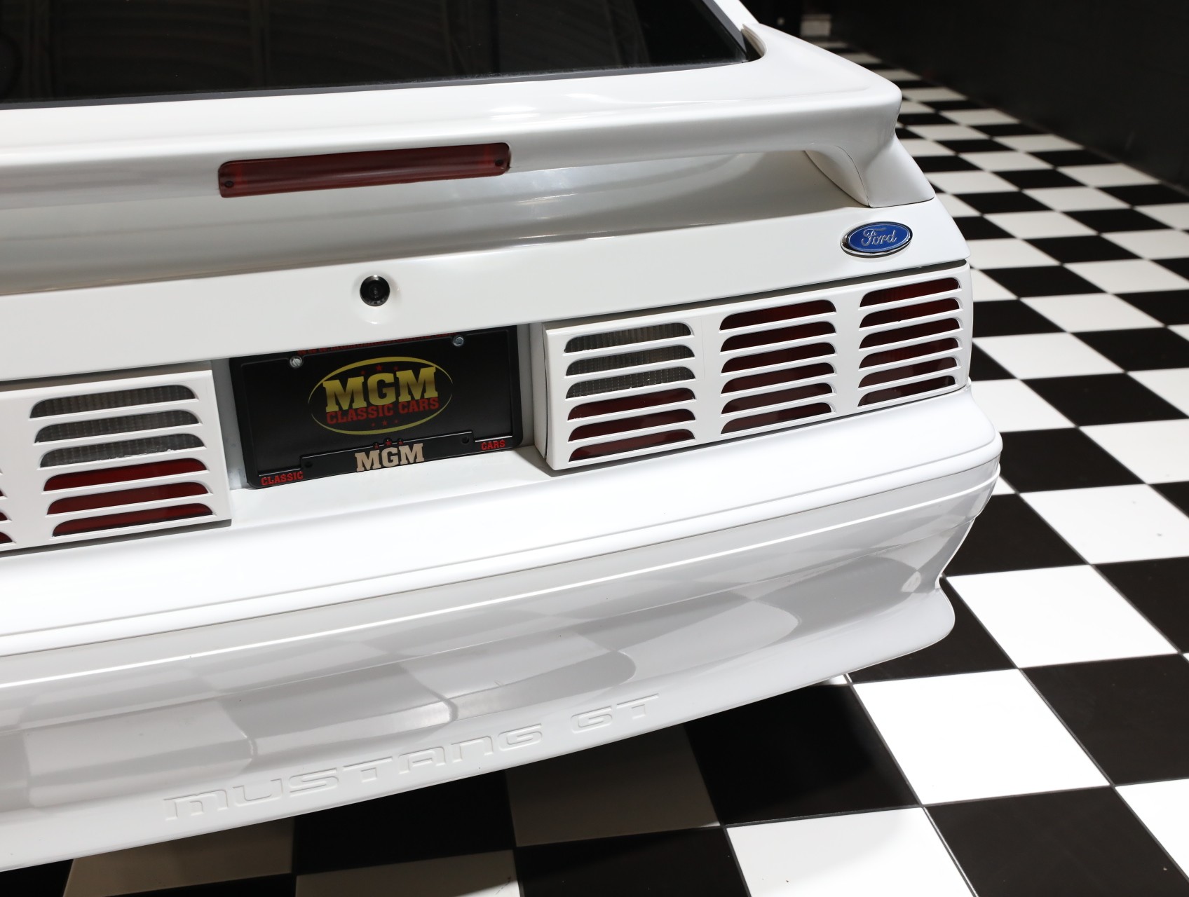 1992 Ford Mustang 20