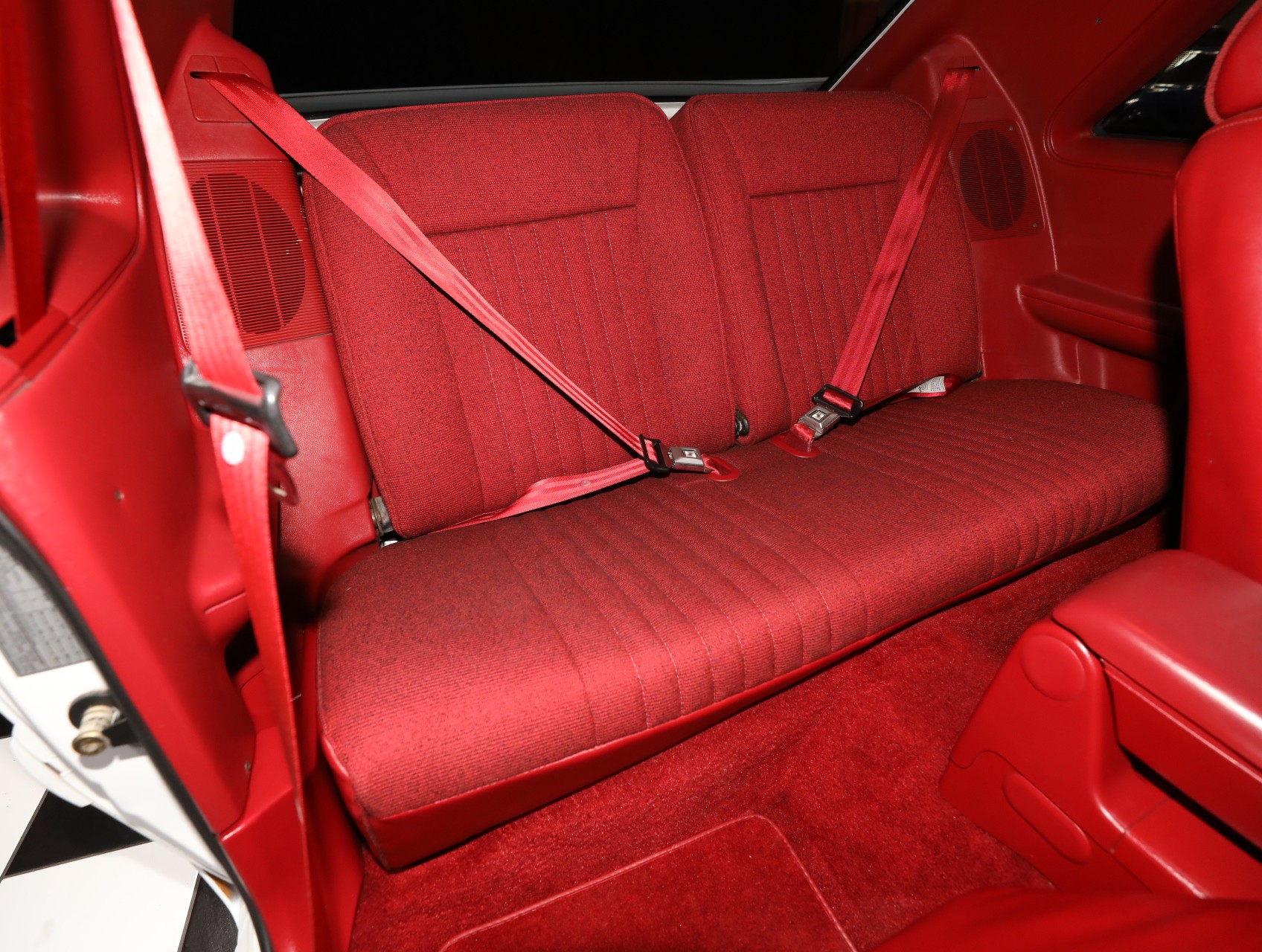 1992 Ford Mustang 42