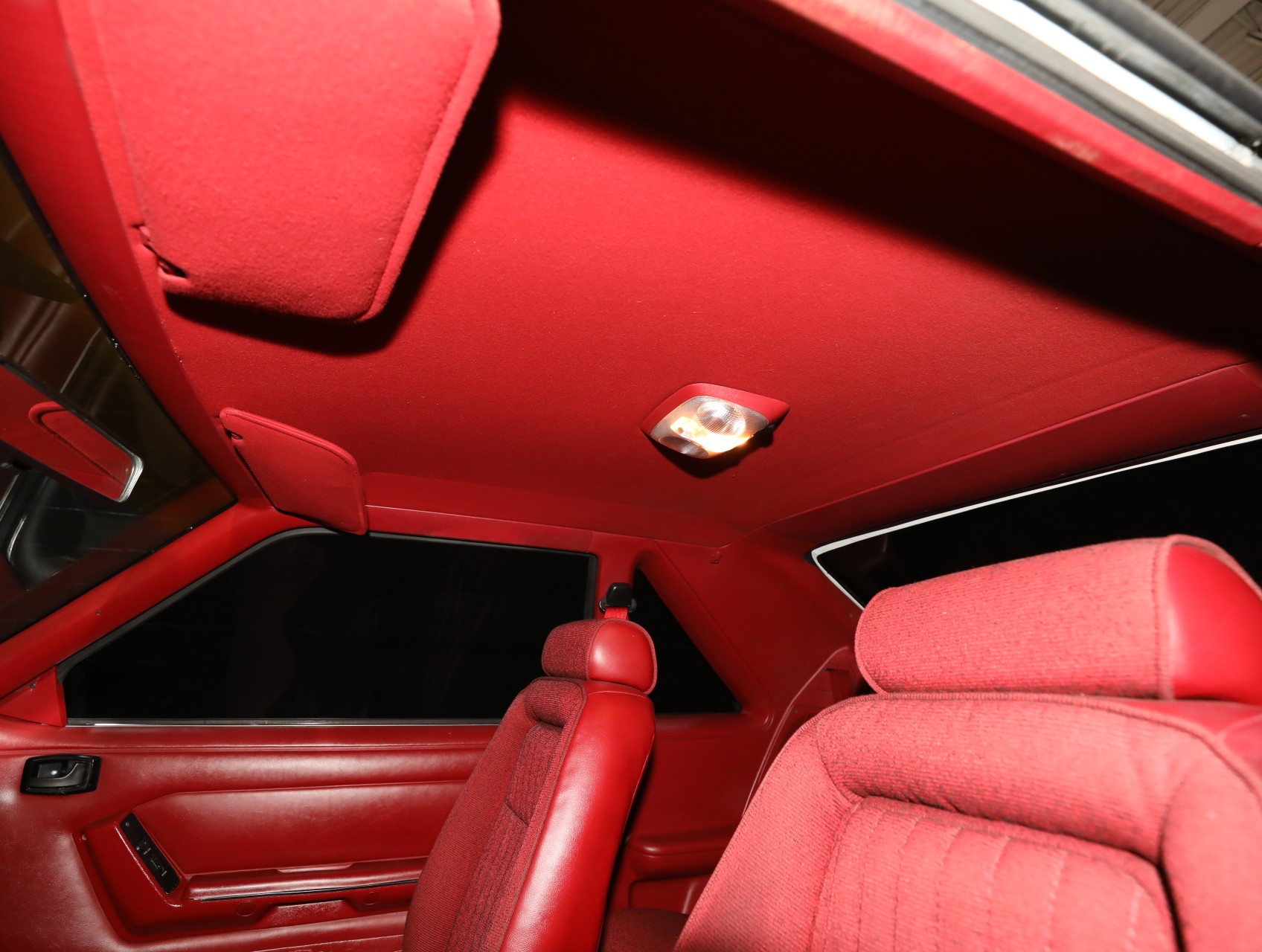 1992 Ford Mustang 51