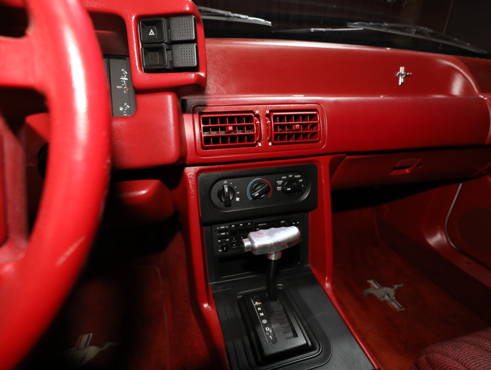 1992 Ford Mustang 53