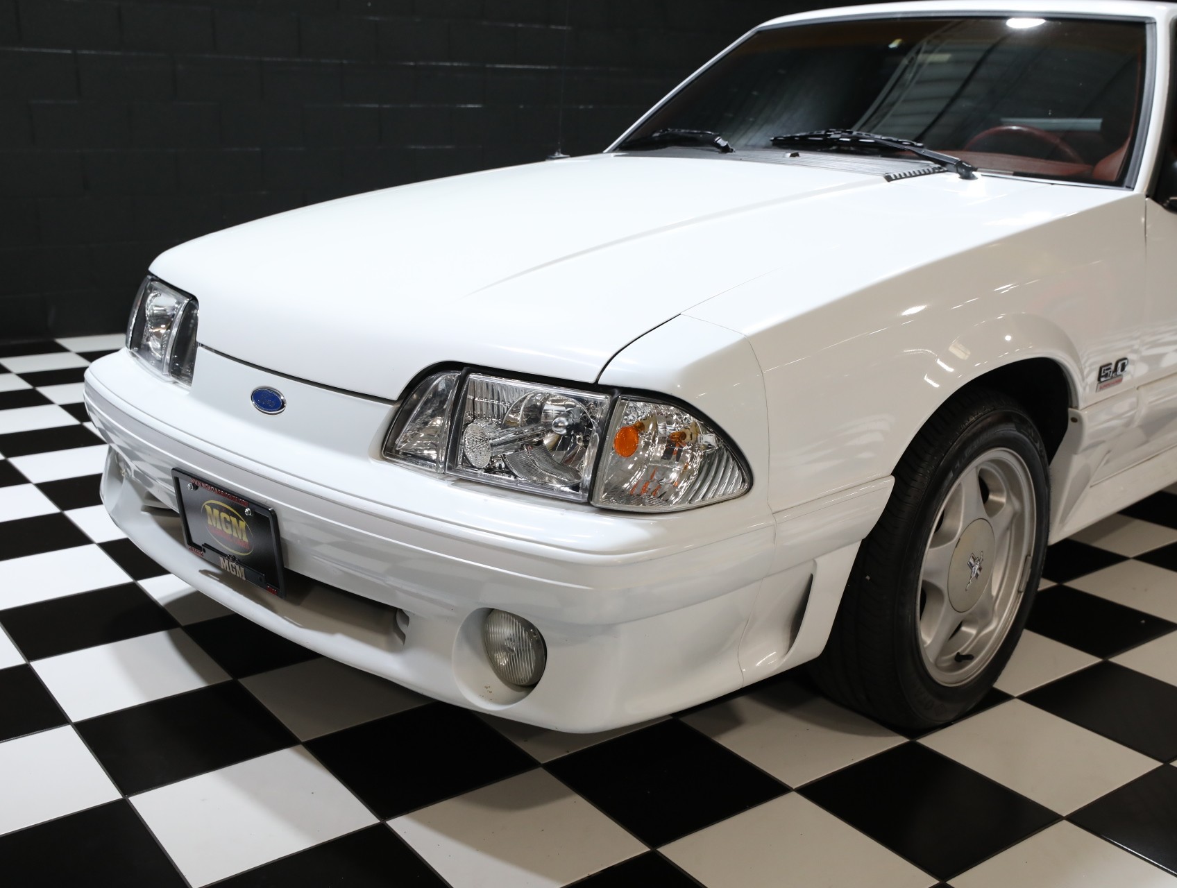 1992 Ford Mustang 7