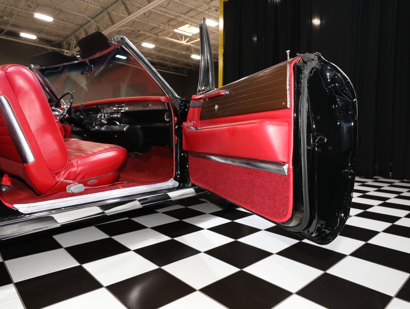 1966 Cadillac Eldorado 44