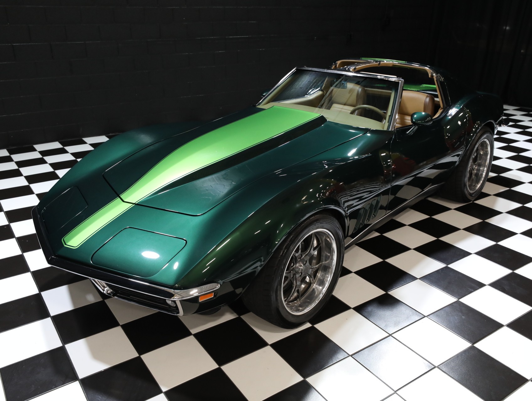 1969 Chevrolet Corvette 12
