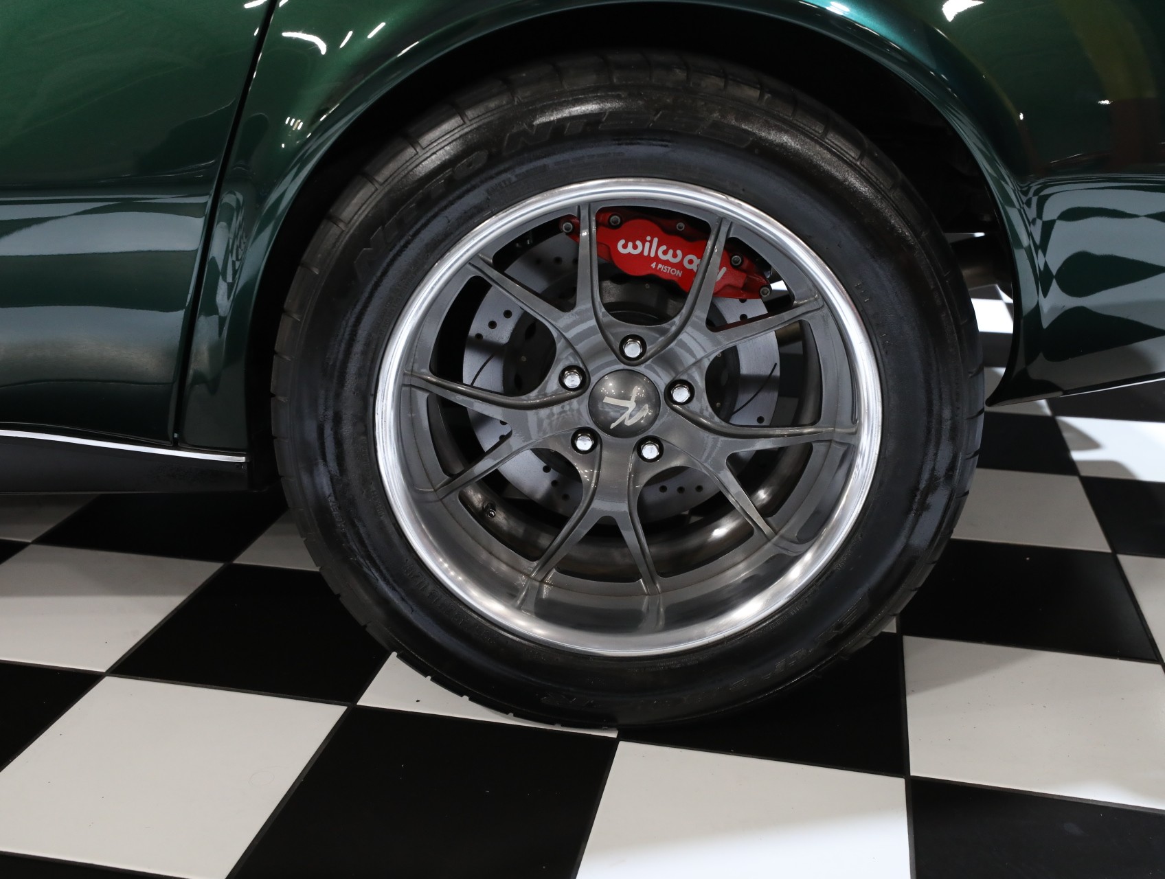 1969 Chevrolet Corvette 38
