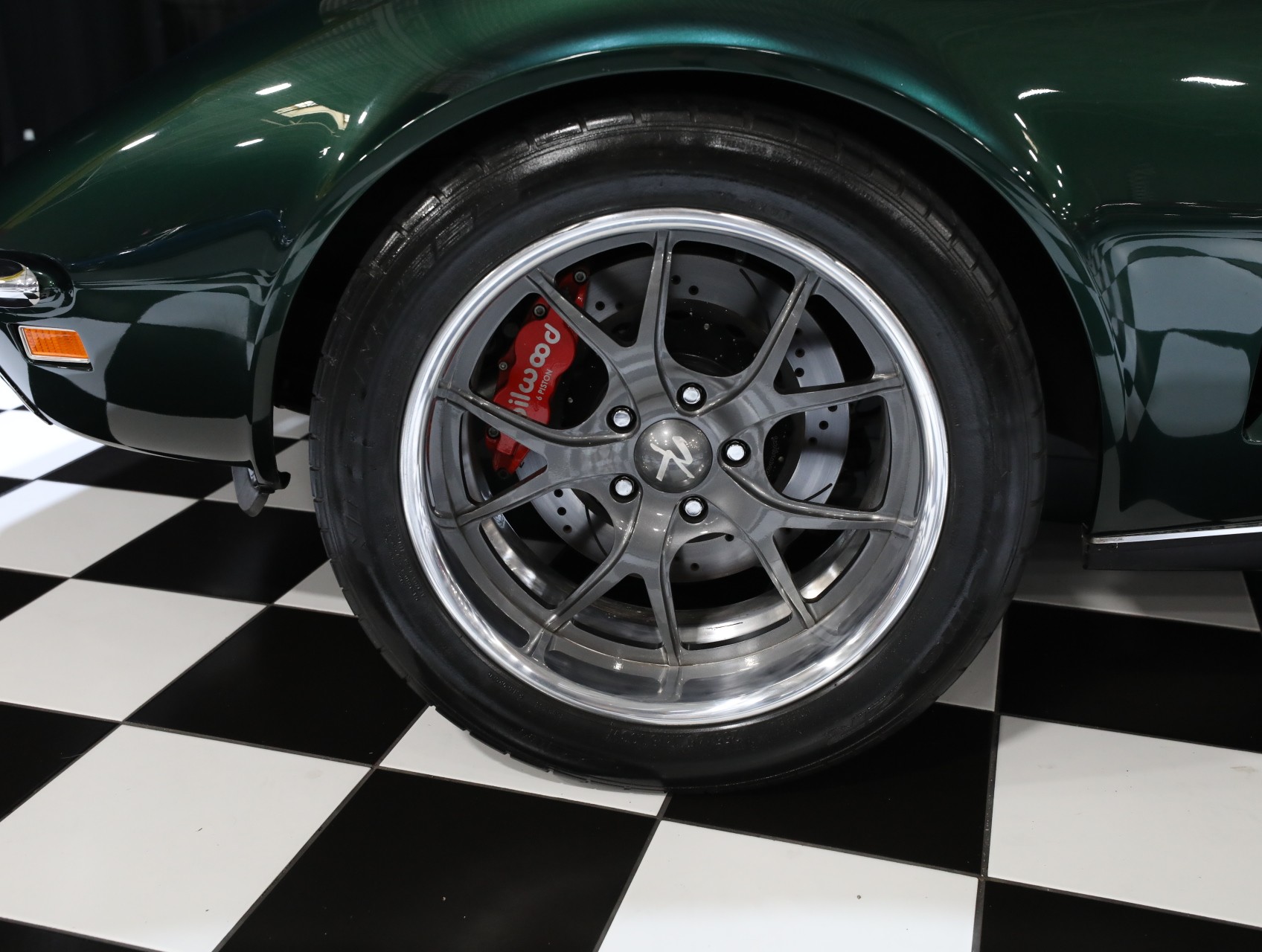 1969 Chevrolet Corvette 40