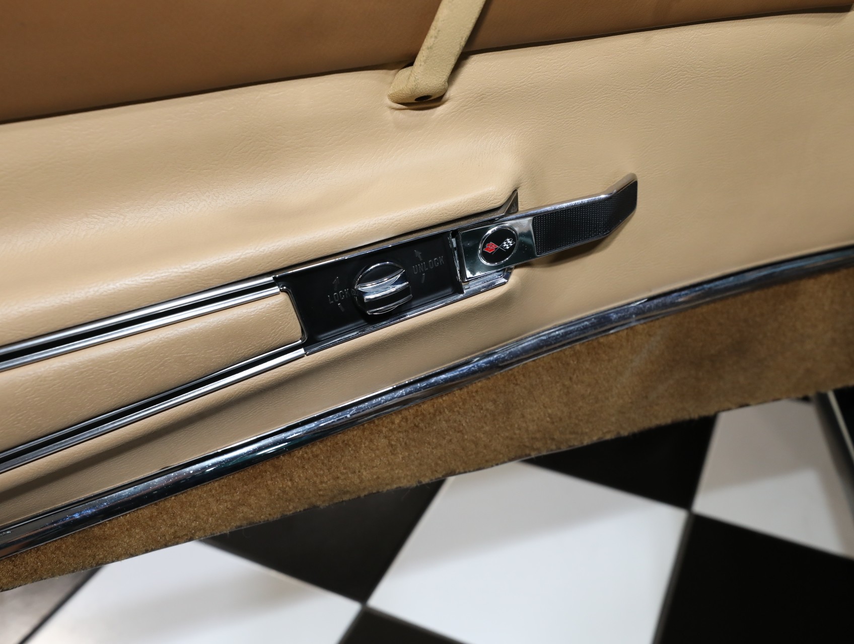1969 Chevrolet Corvette 54