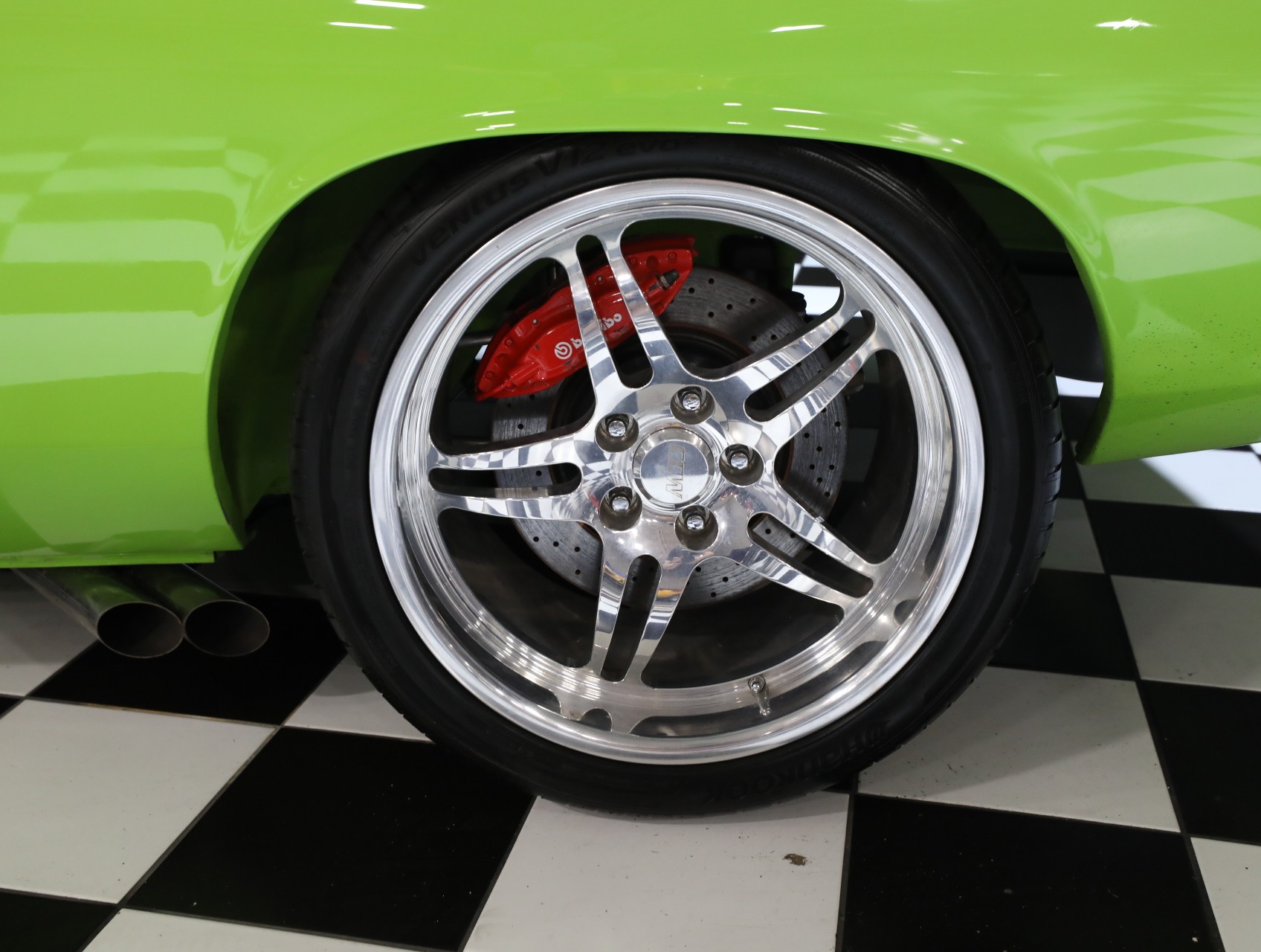 1972 Plymouth Barracuda 33