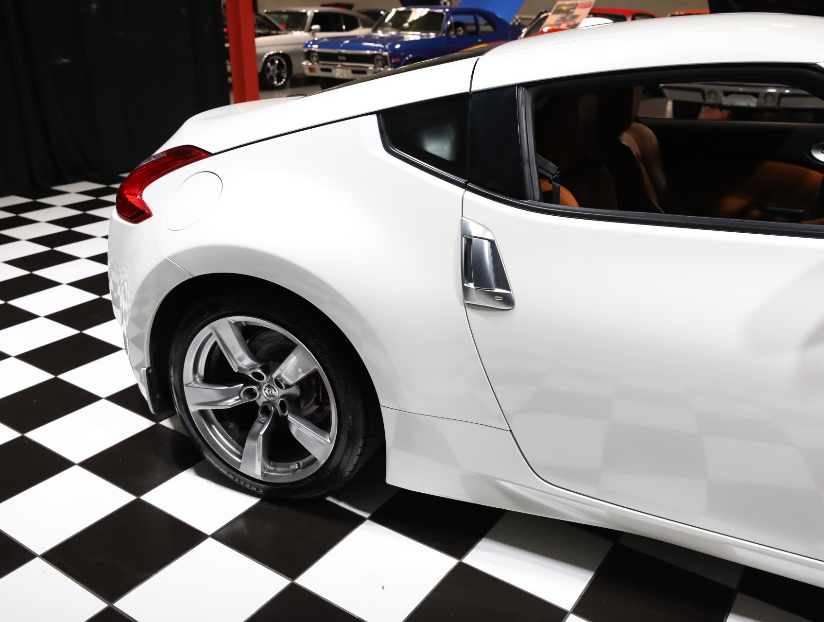 2009 Nissan 370Z 17