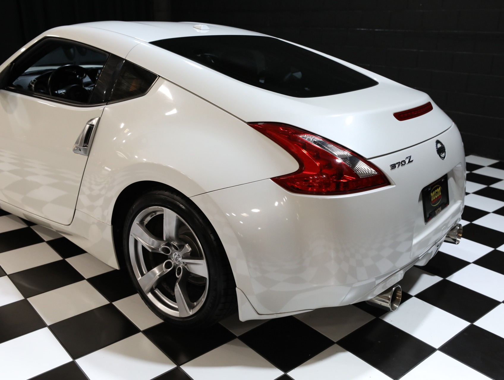 2009 Nissan 370Z 24