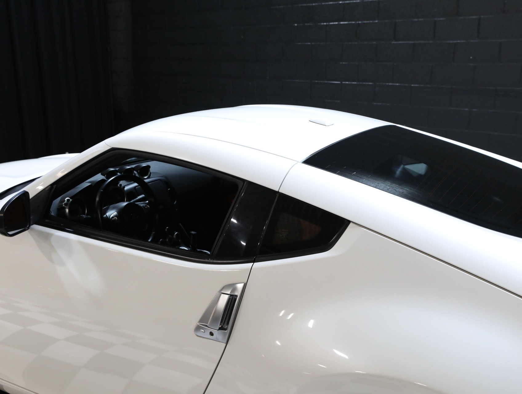 2009 Nissan 370Z 27