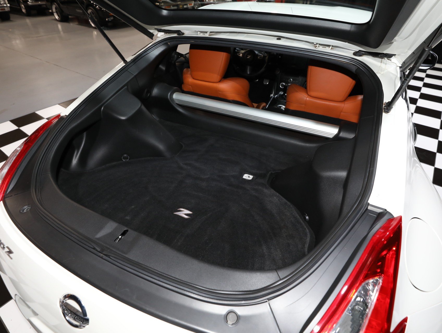 2009 Nissan 370Z 41