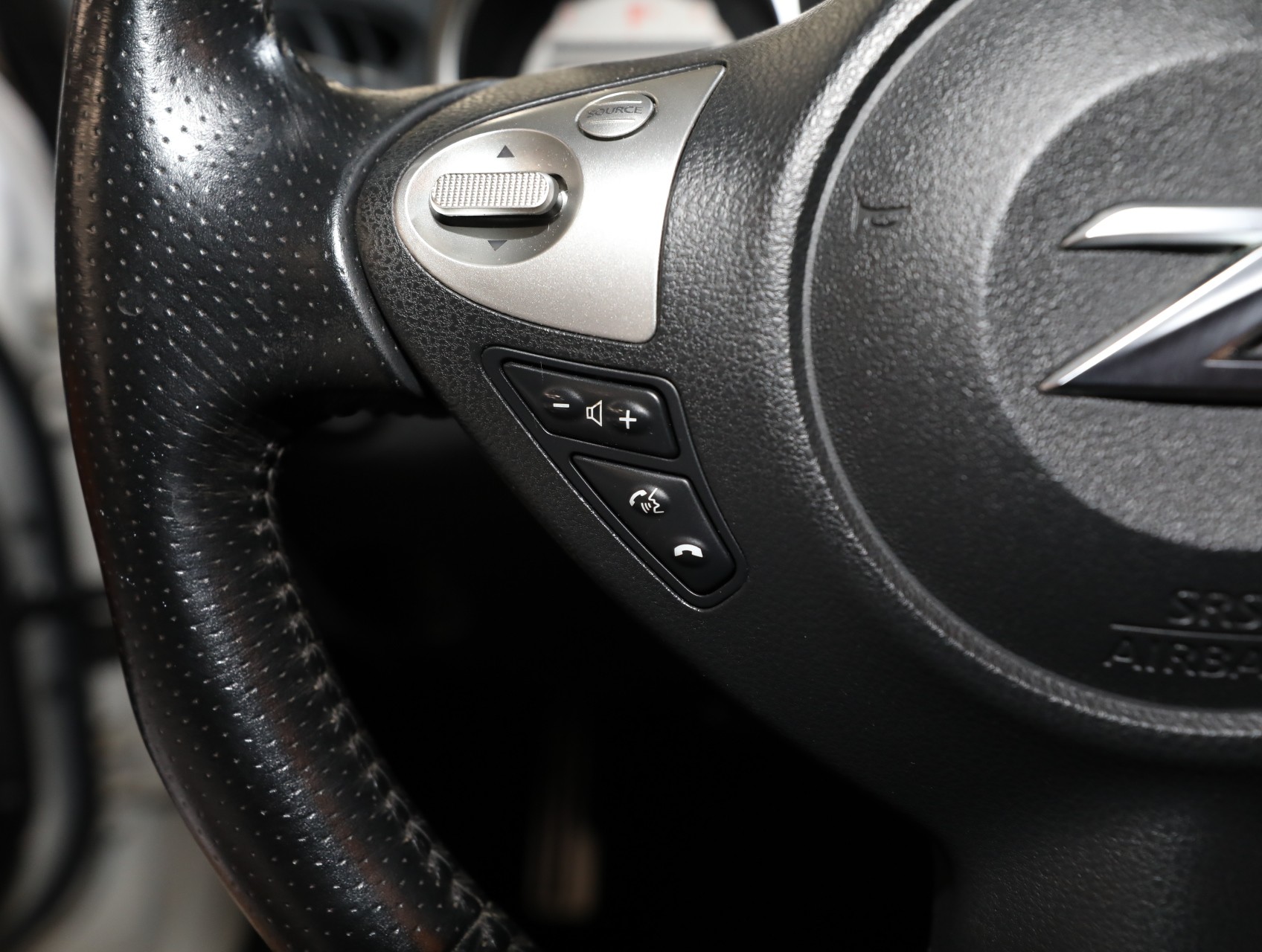 2009 Nissan 370Z 59